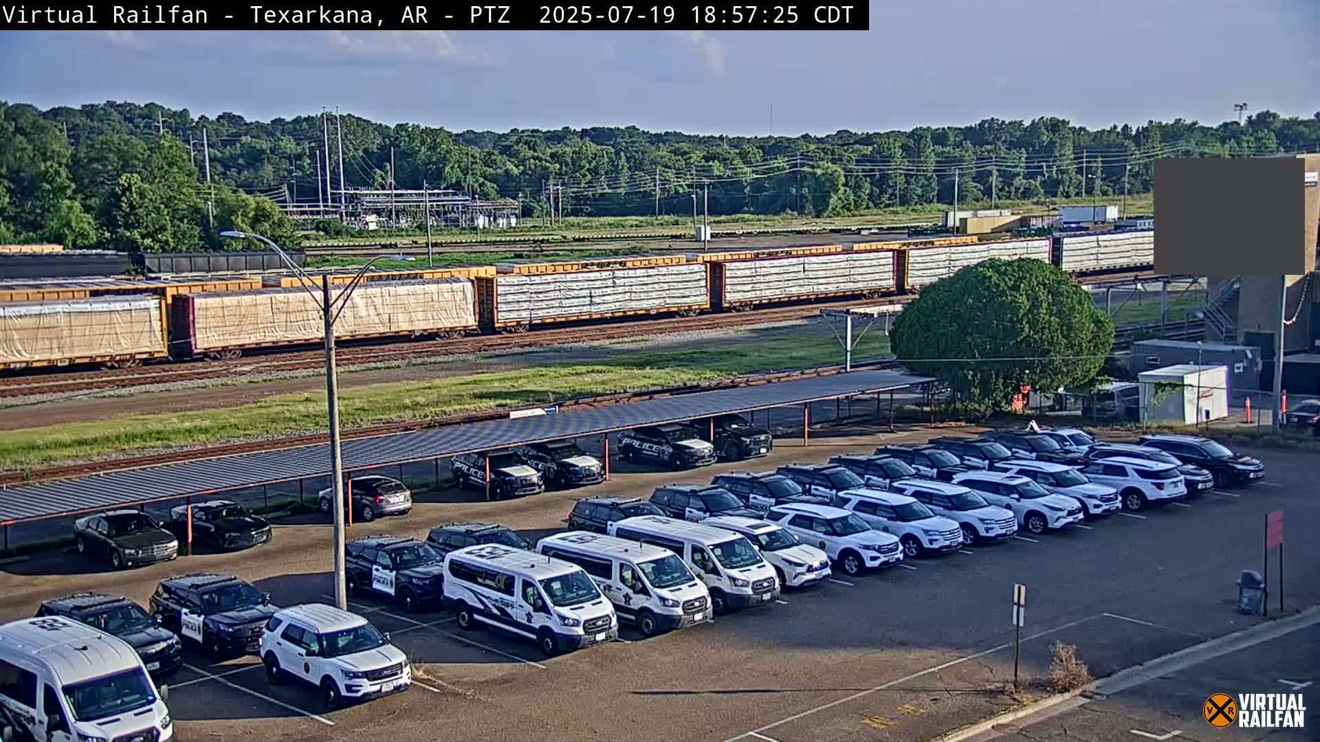 Texarkana Train Depot & Railroad Crossing Live Cam - Texarkana,Miller, Arkansas, USA 