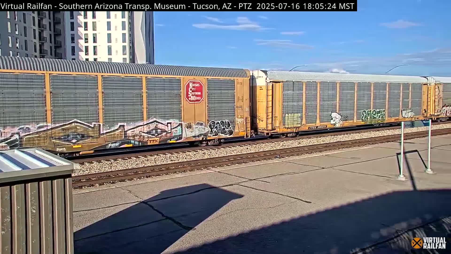 Tucson City & Tucson Transportation Museum & Amtrak  Station Railroad Crossing Live Cam - Tucson, Pima,  Arizona, USA