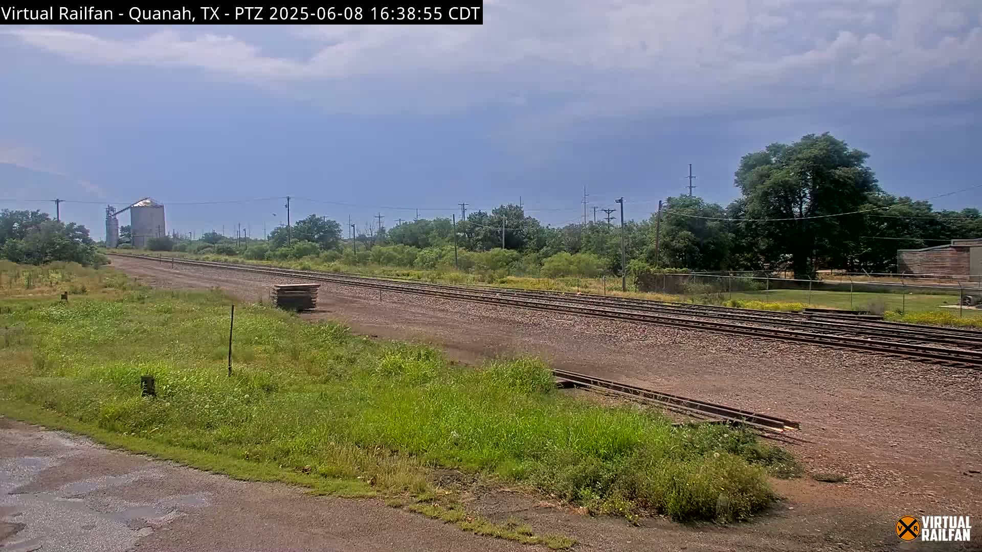 Quanah Railroad Crossing Live Cam - Quanah, Hardeman, Texas, USA