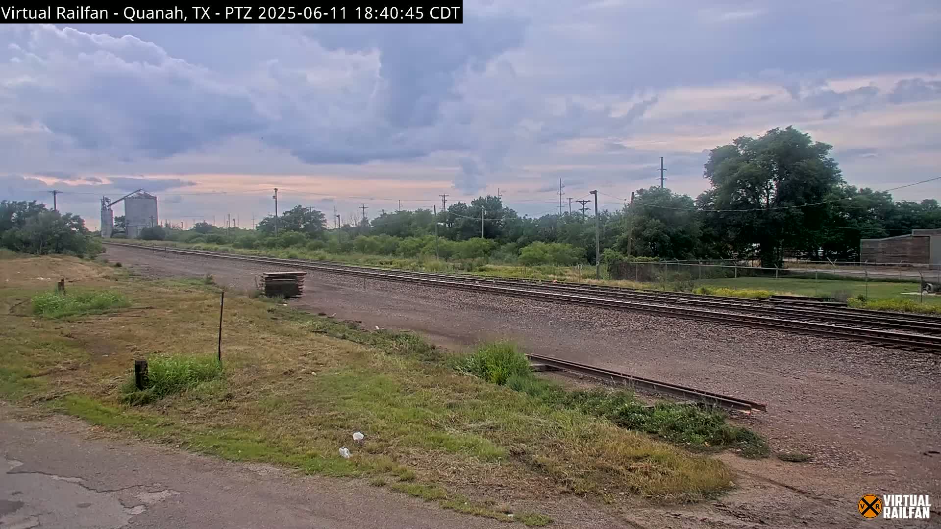 Quanah Railroad Crossing Live Cam - Quanah, Hardeman, Texas, USA