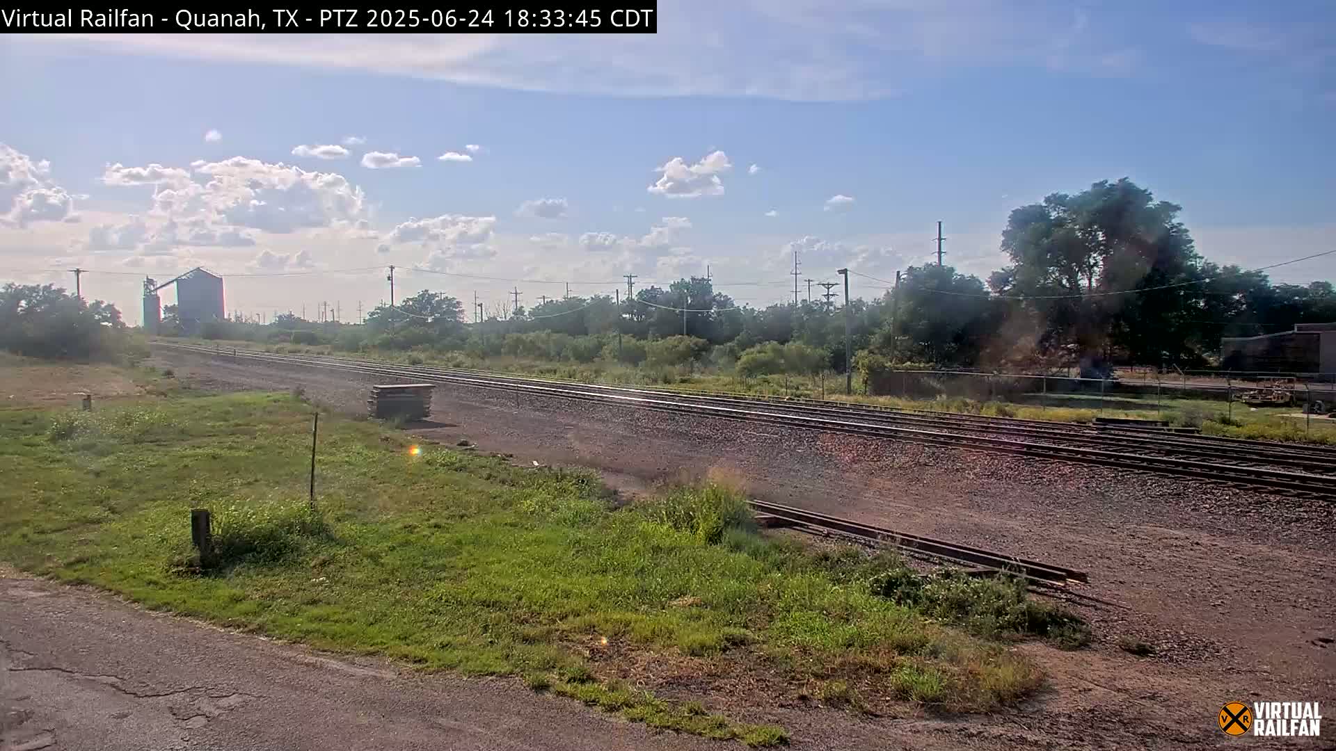Quanah Railroad Crossing Live Cam - Quanah, Hardeman, Texas, USA