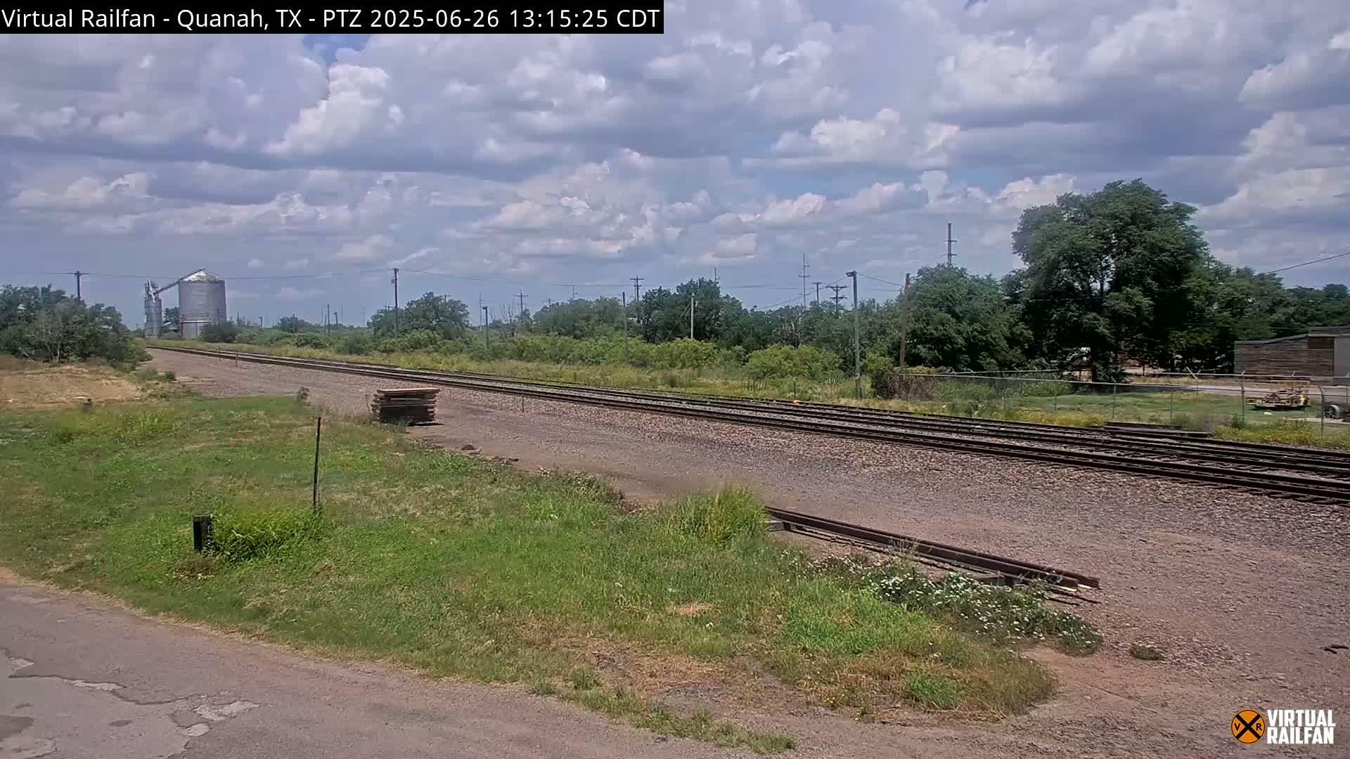 Quanah Railroad Crossing Live Cam - Quanah, Hardeman, Texas, USA