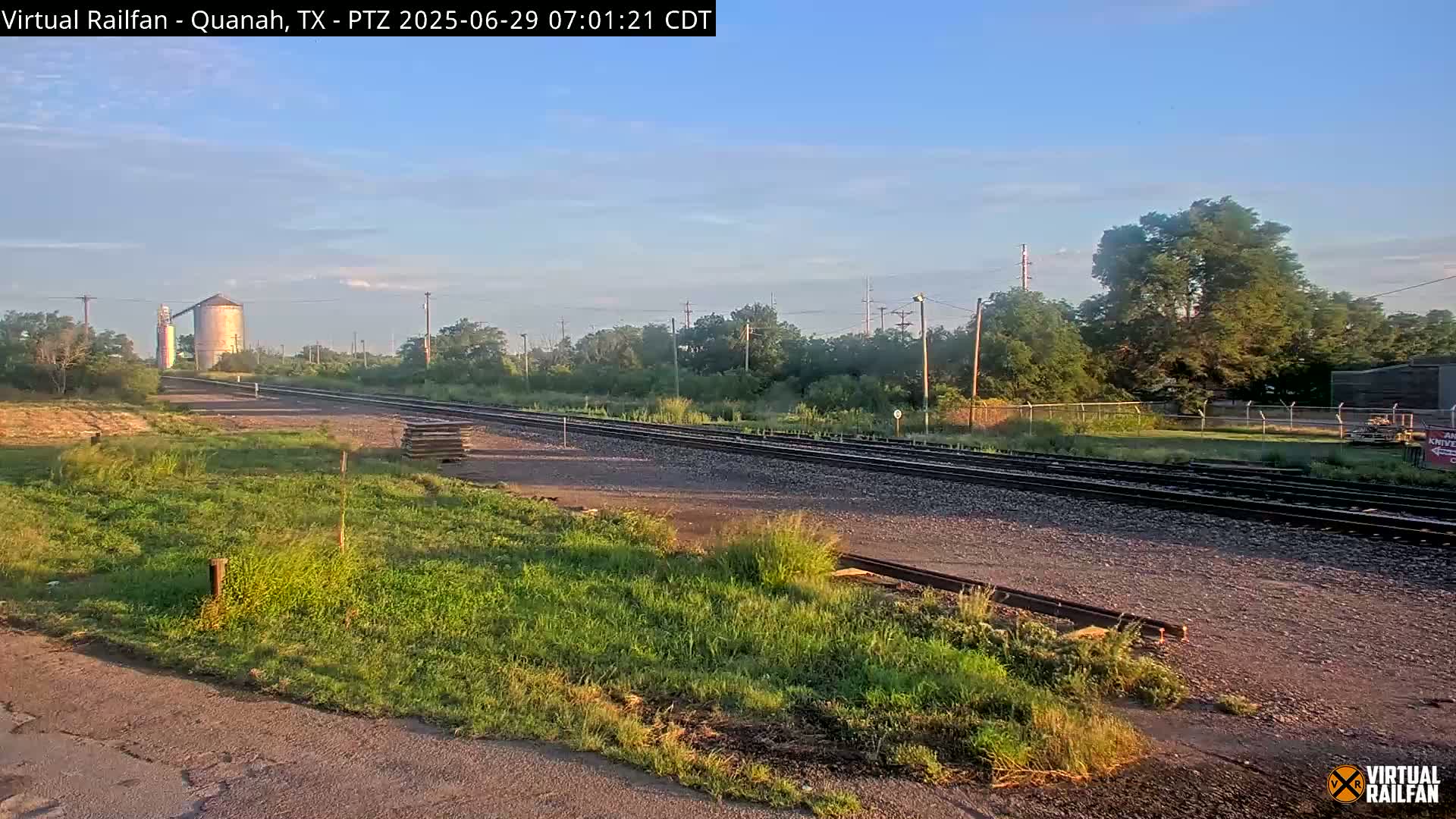 Quanah Railroad Crossing Live Cam - Quanah, Hardeman, Texas, USA