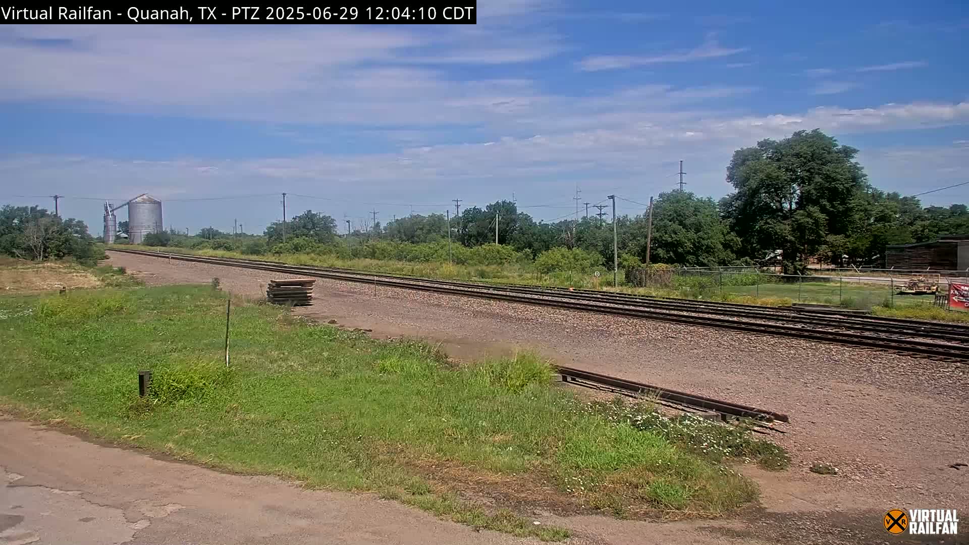 Quanah Railroad Crossing Live Cam - Quanah, Hardeman, Texas, USA