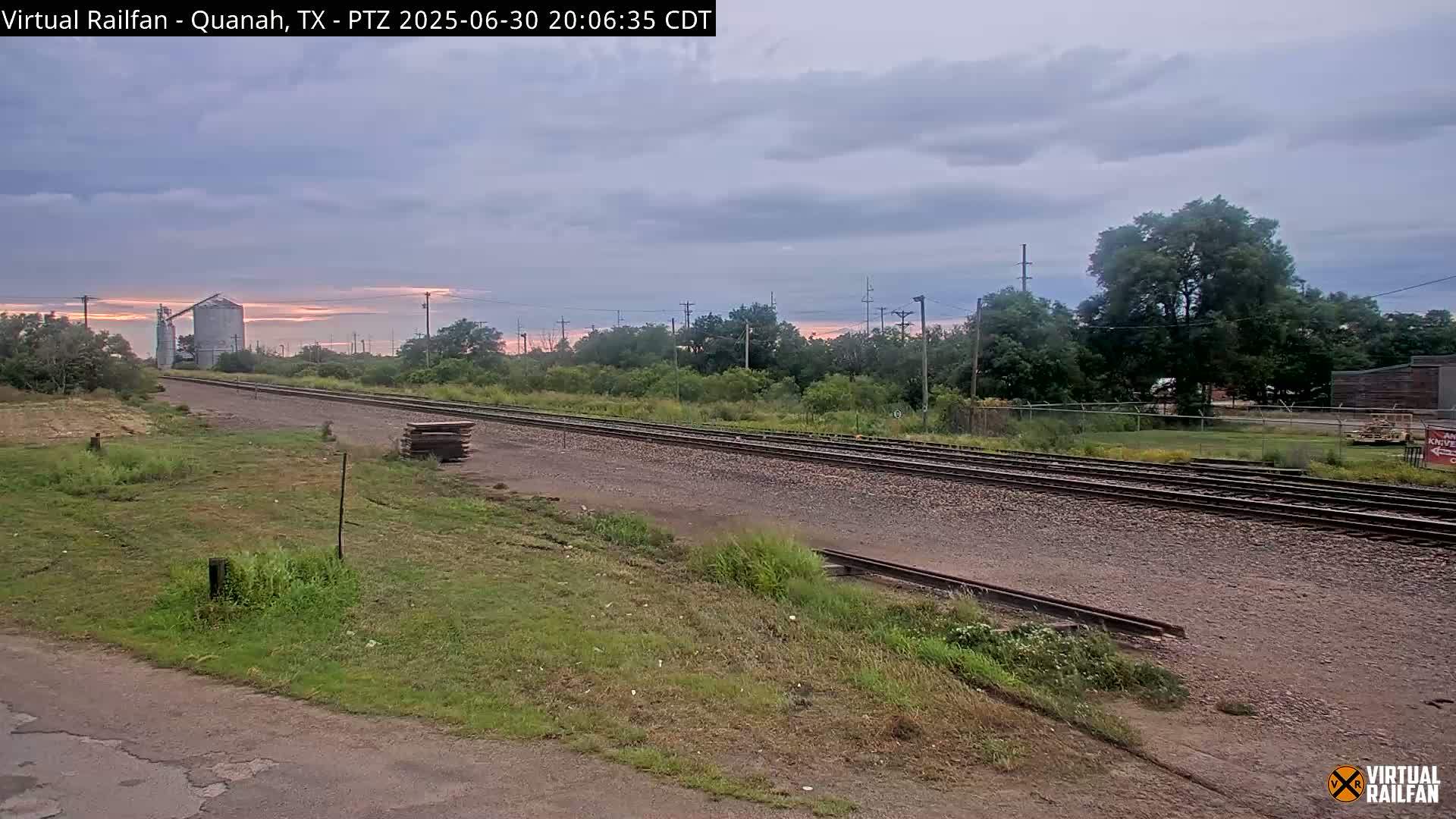 Quanah Railroad Crossing Live Cam - Quanah, Hardeman, Texas, USA