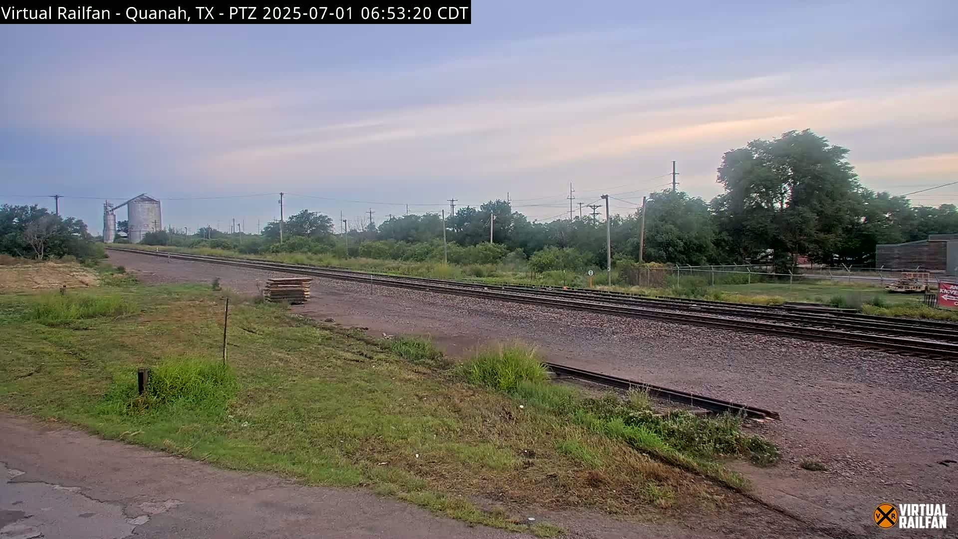 Quanah Railroad Crossing Live Cam - Quanah, Hardeman, Texas, USA
