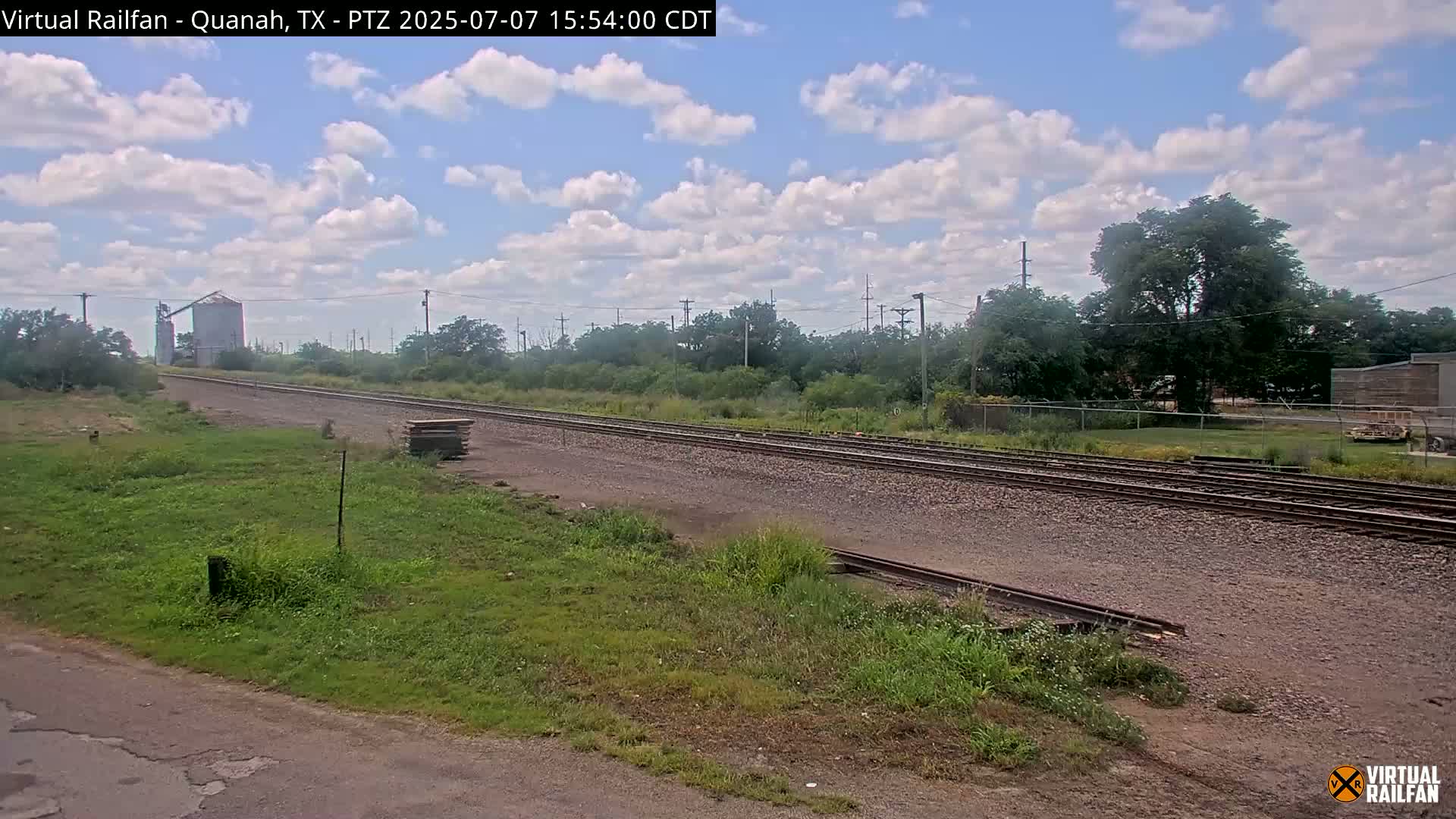 Quanah Railroad Crossing Live Cam - Quanah, Hardeman, Texas, USA