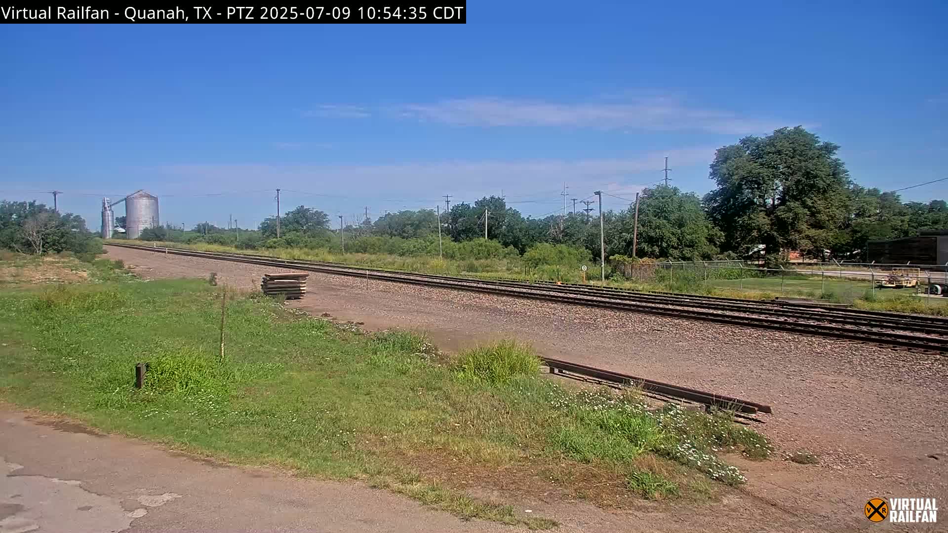 Quanah Railroad Crossing Live Cam - Quanah, Hardeman, Texas, USA