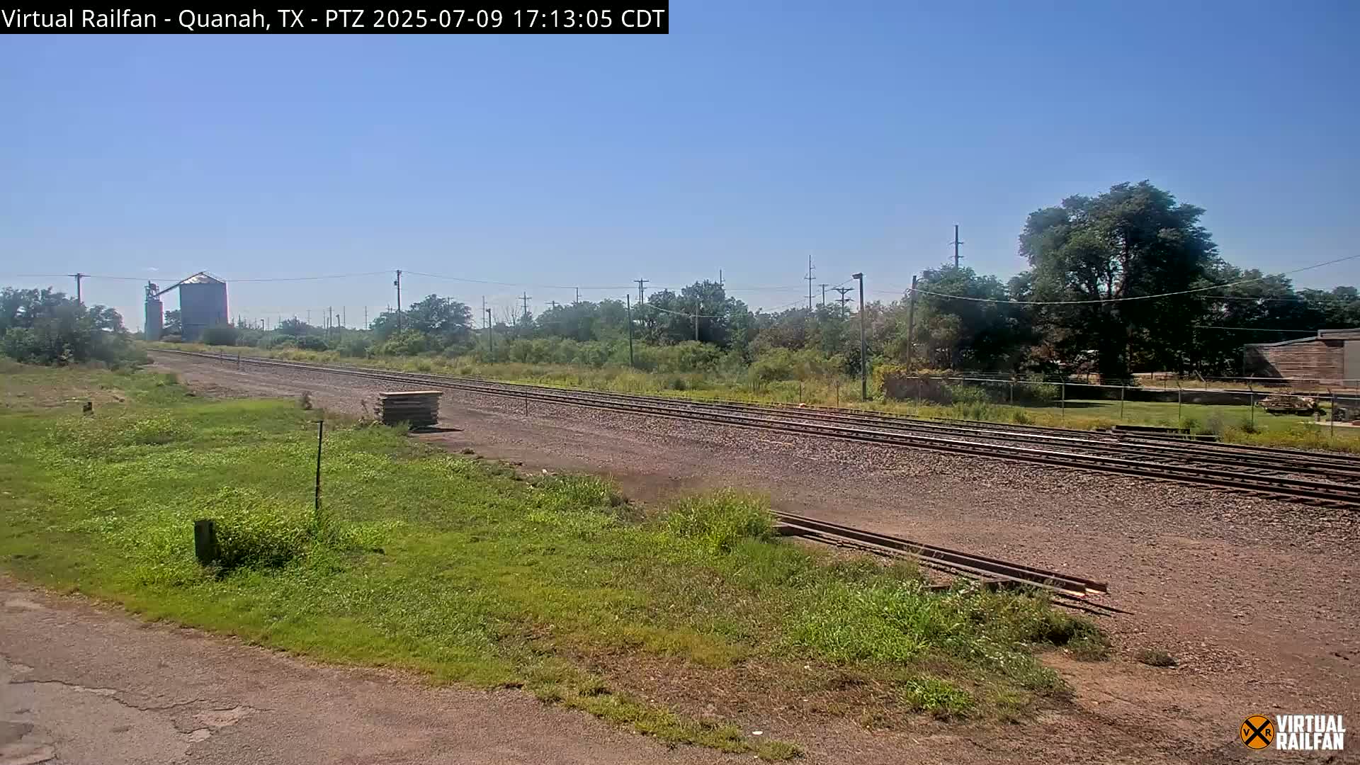 Quanah Railroad Crossing Live Cam - Quanah, Hardeman, Texas, USA