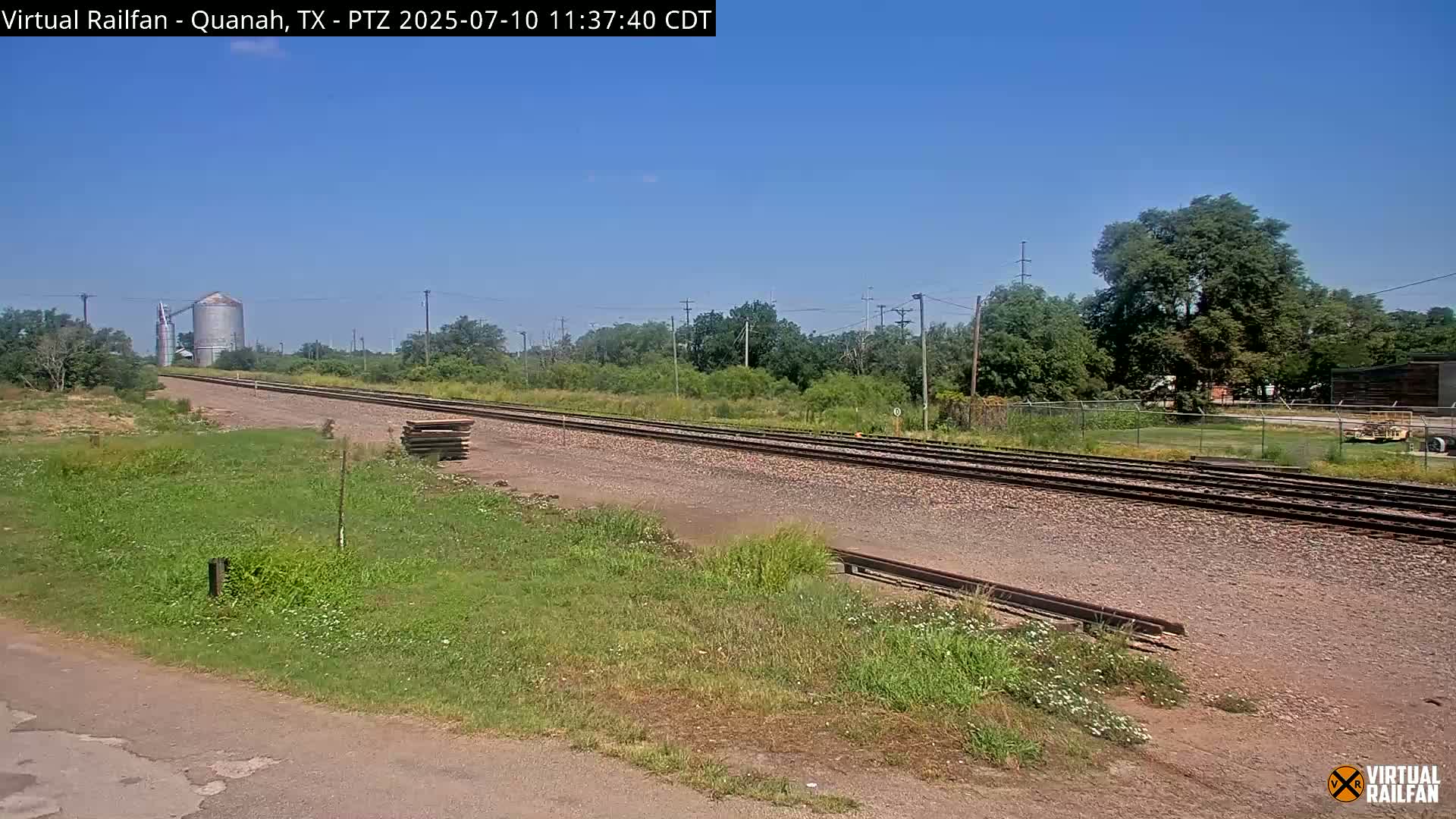 Quanah Railroad Crossing Live Cam - Quanah, Hardeman, Texas, USA