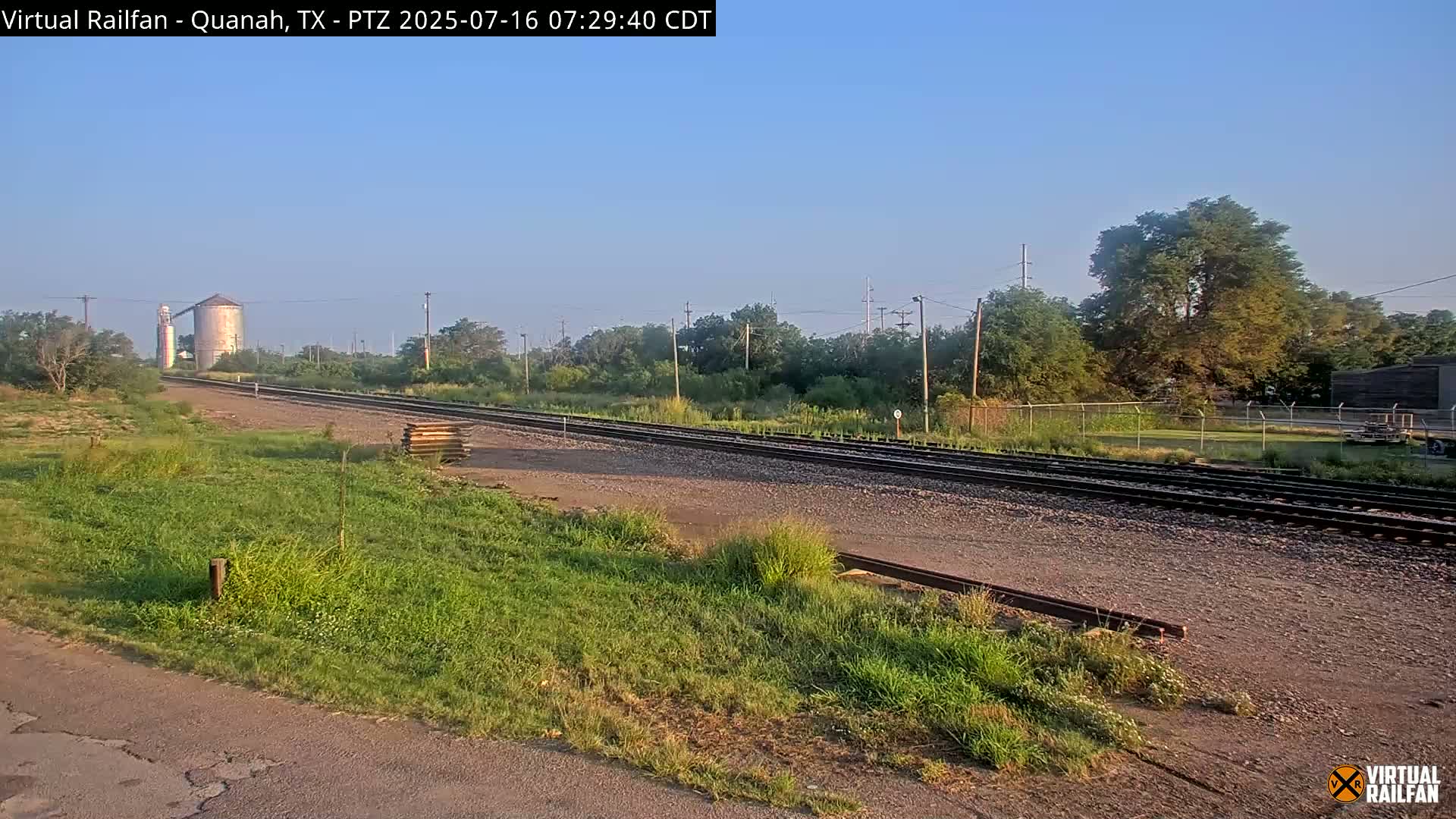Quanah Railroad Crossing Live Cam - Quanah, Hardeman, Texas, USA