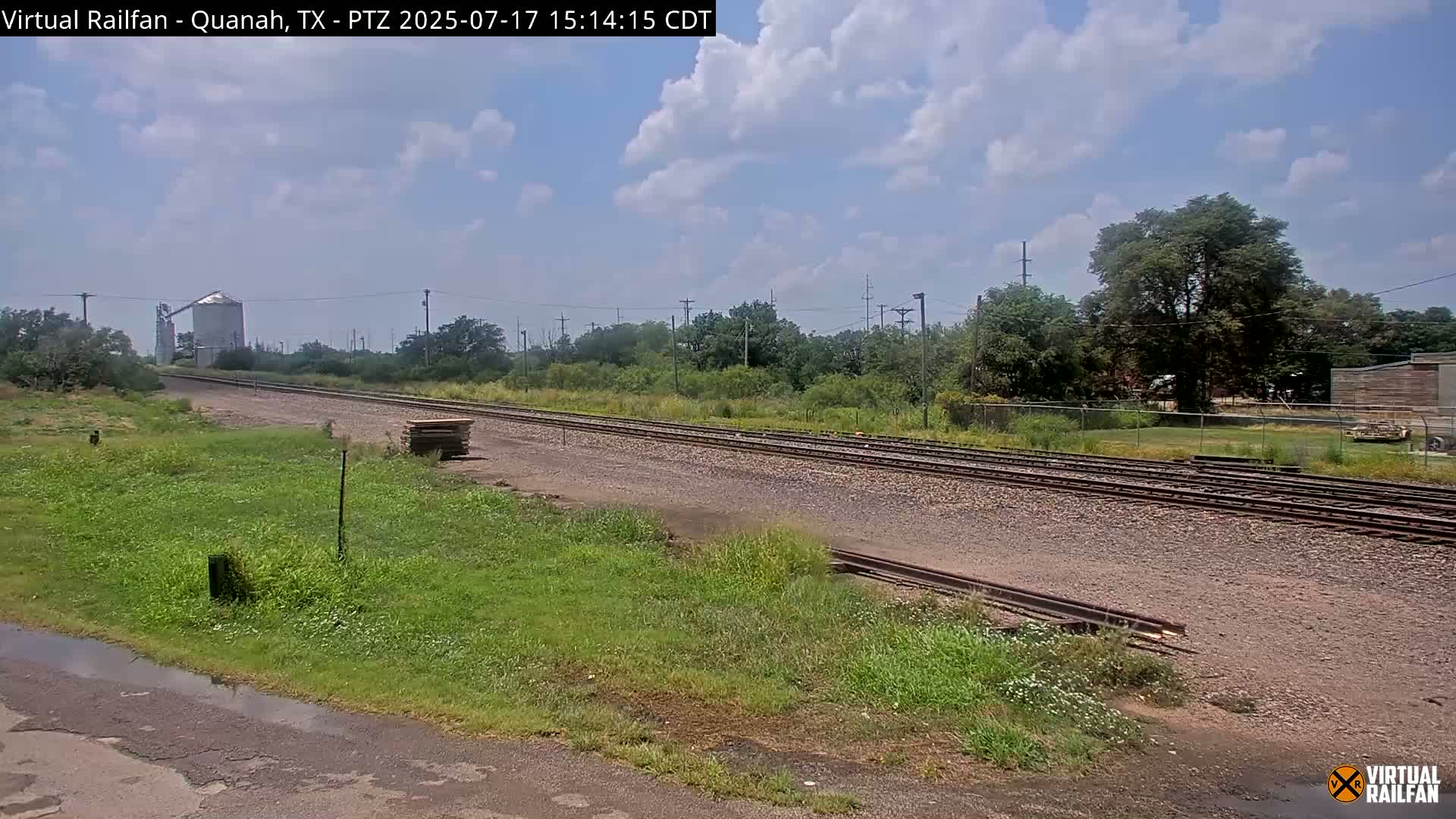 Quanah Railroad Crossing Live Cam - Quanah, Hardeman, Texas, USA