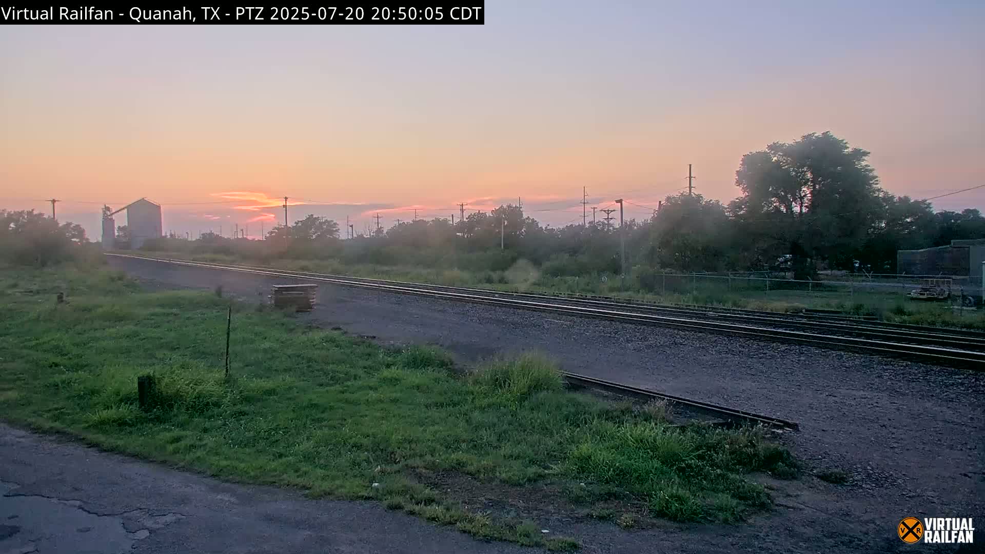 Quanah Railroad Crossing Live Cam - Quanah, Hardeman, Texas, USA