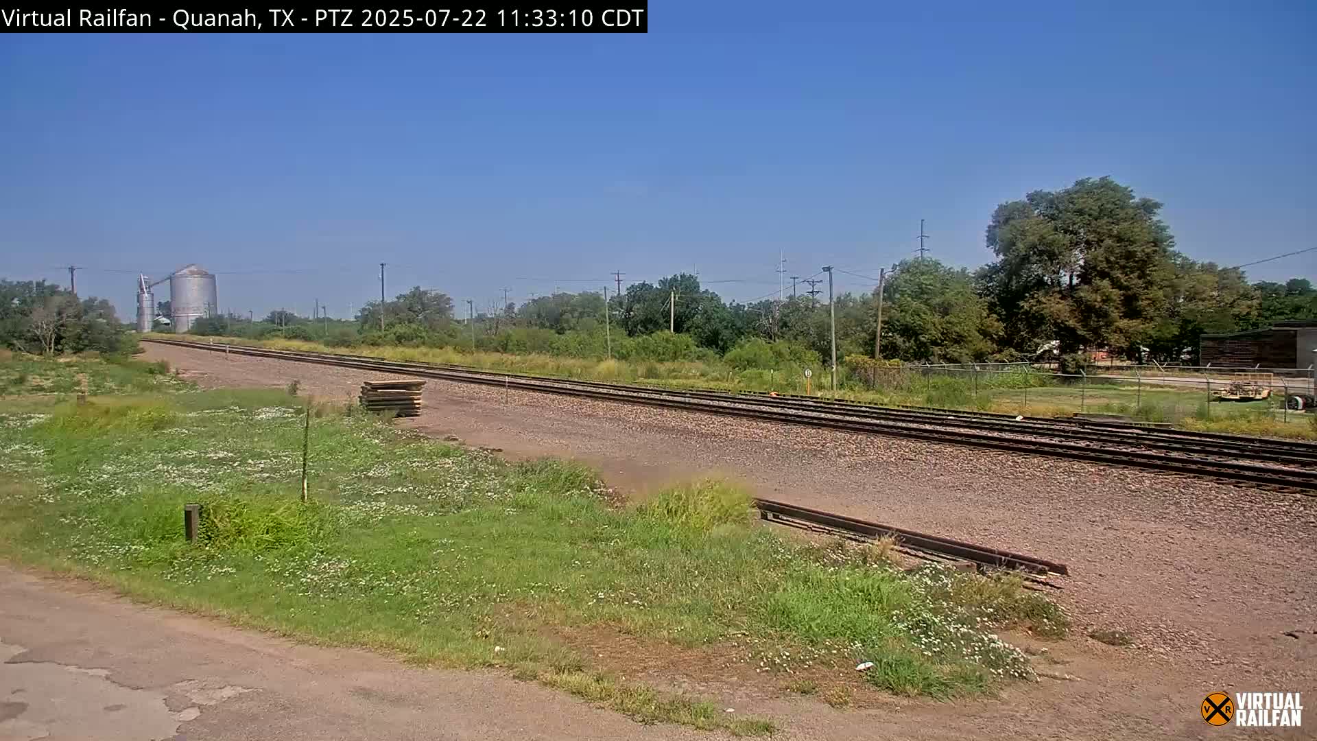 Quanah Railroad Crossing Live Cam - Quanah, Hardeman, Texas, USA