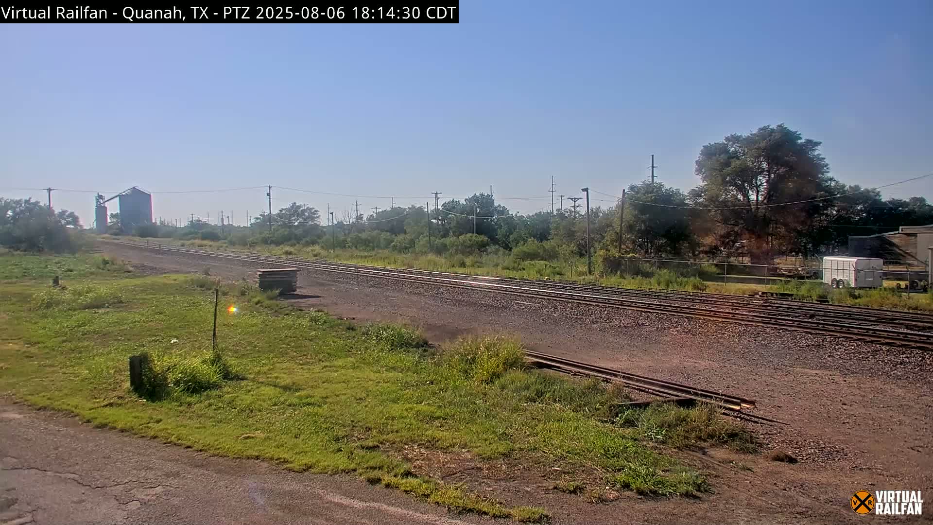 Quanah Railroad Crossing Live Cam - Quanah, Hardeman, Texas, USA