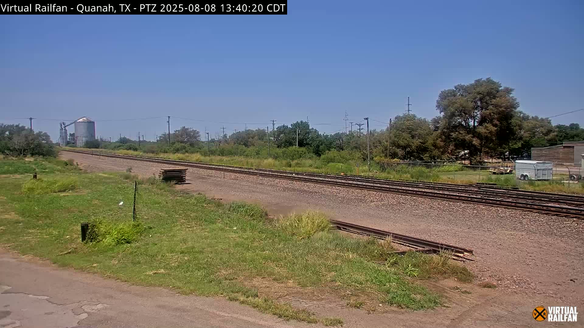 Quanah Railroad Crossing Live Cam - Quanah, Hardeman, Texas, USA