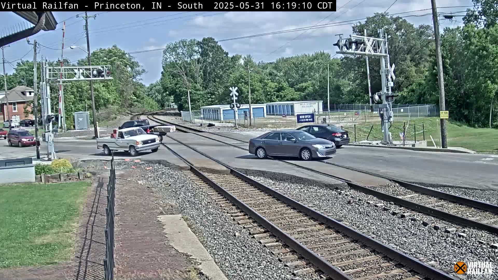 Princeton Railroad Crossing & Junction Live Cam - Princeton, Gibson, Indiana, USA
