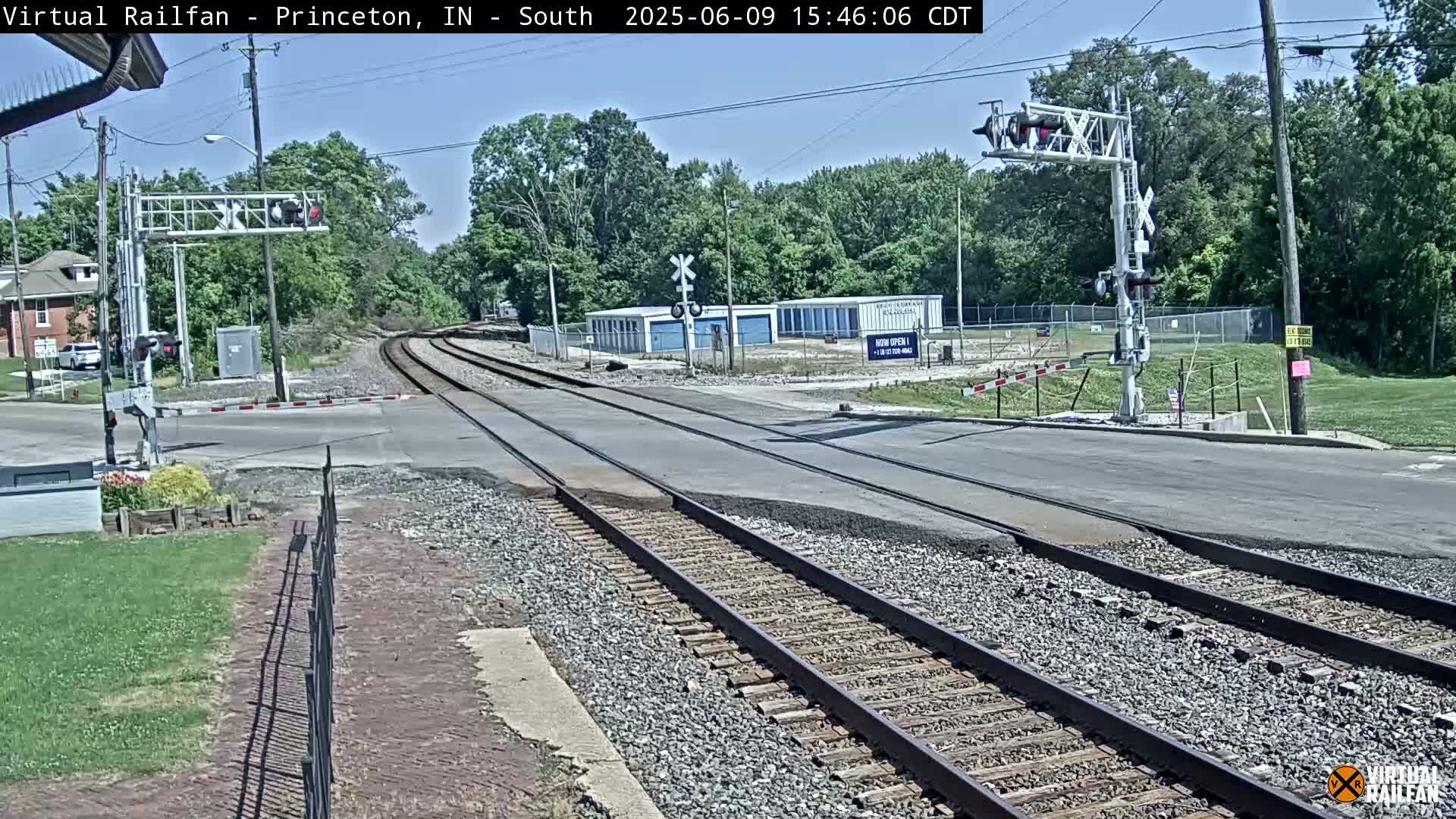 Princeton Railroad Crossing & Junction Live Cam - Princeton, Gibson, Indiana, USA