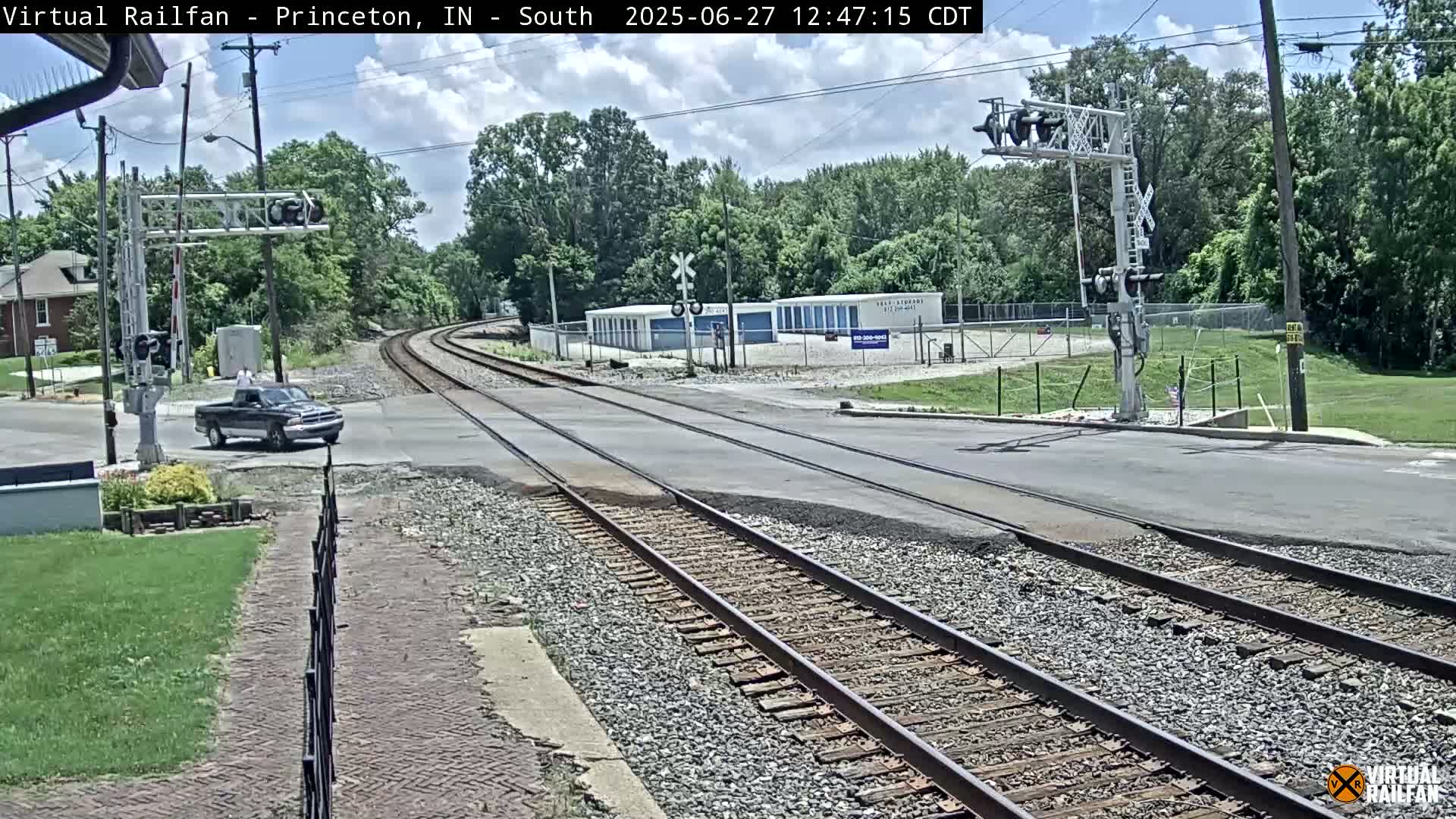 Princeton Railroad Crossing & Junction Live Cam - Princeton, Gibson, Indiana, USA