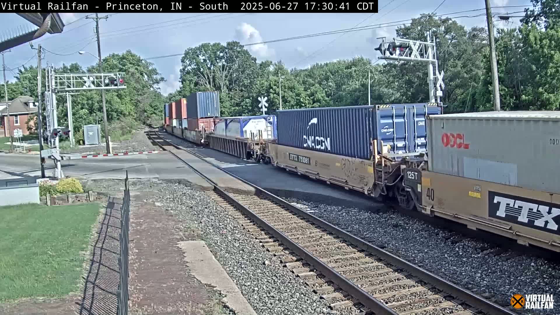 Princeton Railroad Crossing & Junction Live Cam - Princeton, Gibson, Indiana, USA
