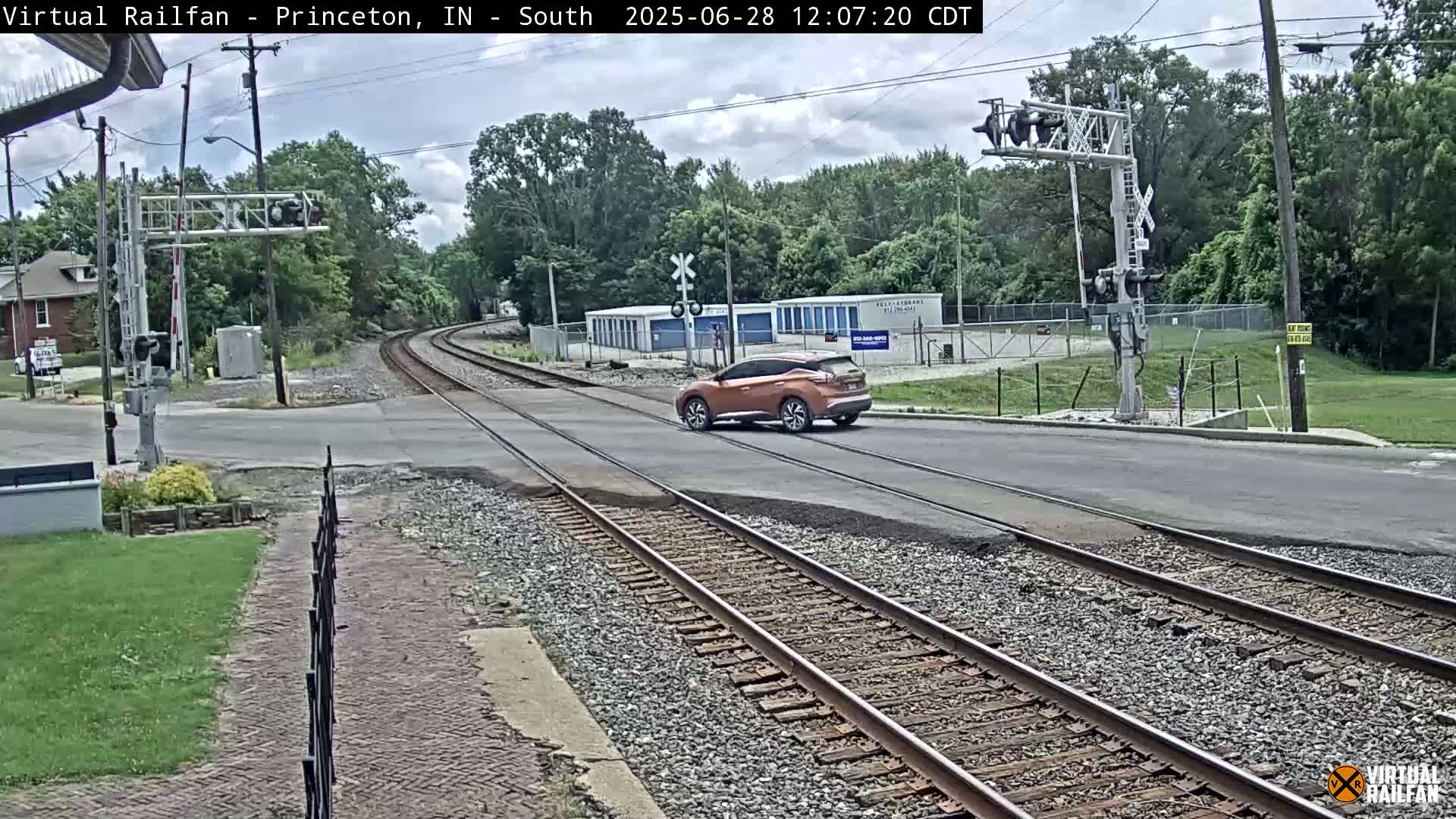 Princeton Railroad Crossing & Junction Live Cam - Princeton, Gibson, Indiana, USA