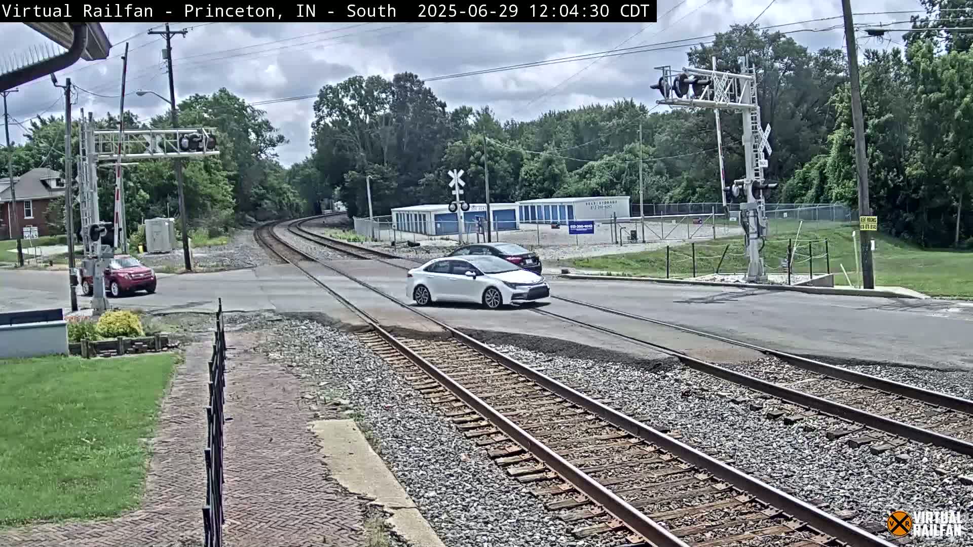 Princeton Railroad Crossing & Junction Live Cam - Princeton, Gibson, Indiana, USA