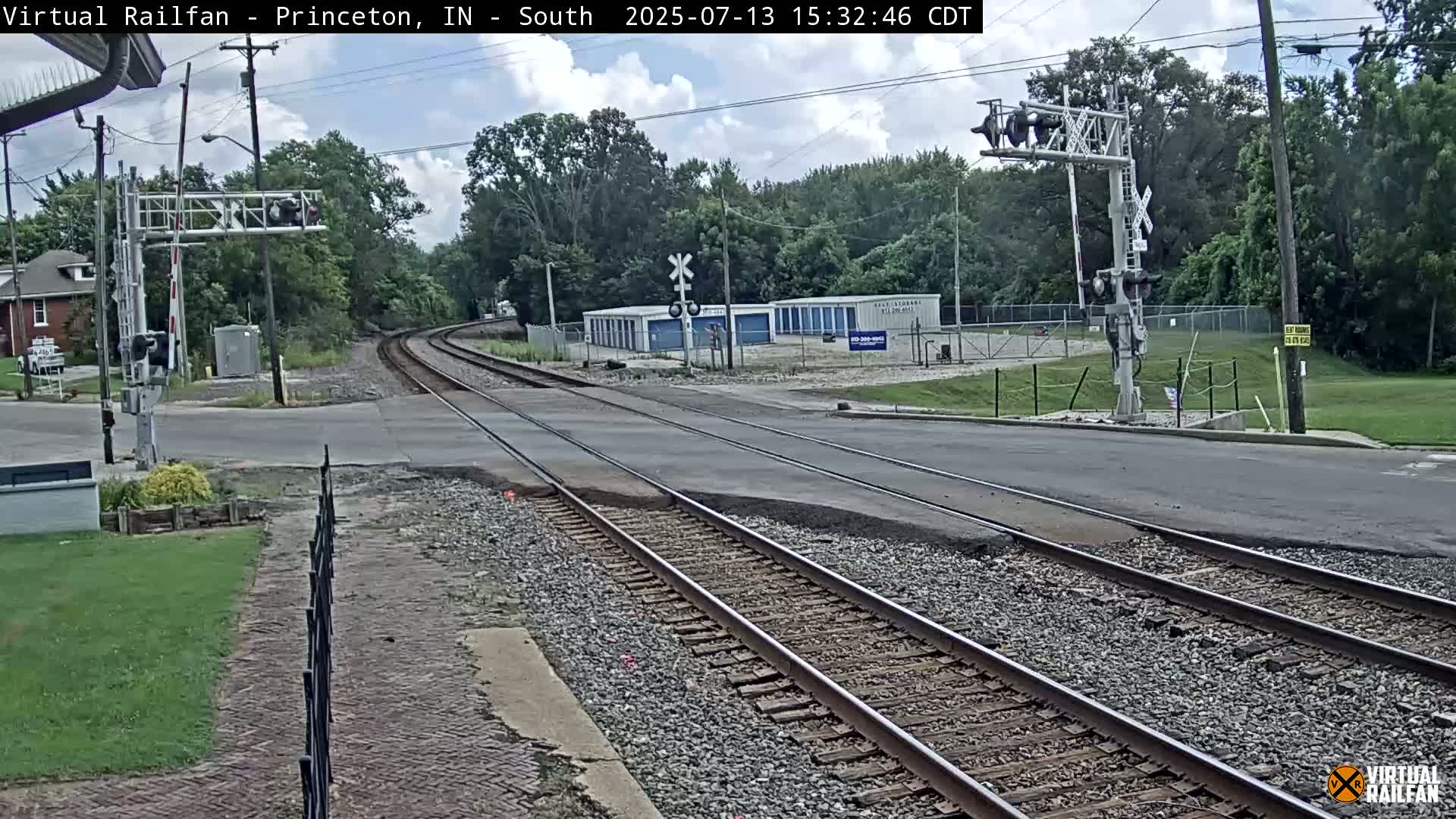 Princeton Railroad Crossing & Junction Live Cam - Princeton, Gibson, Indiana, USA