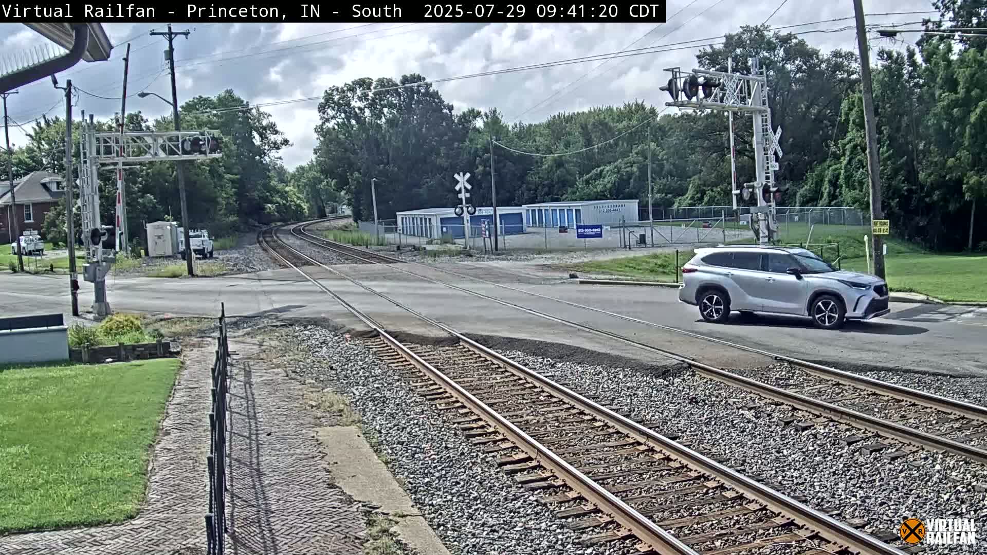 Princeton Railroad Crossing & Junction Live Cam - Princeton, Gibson, Indiana, USA