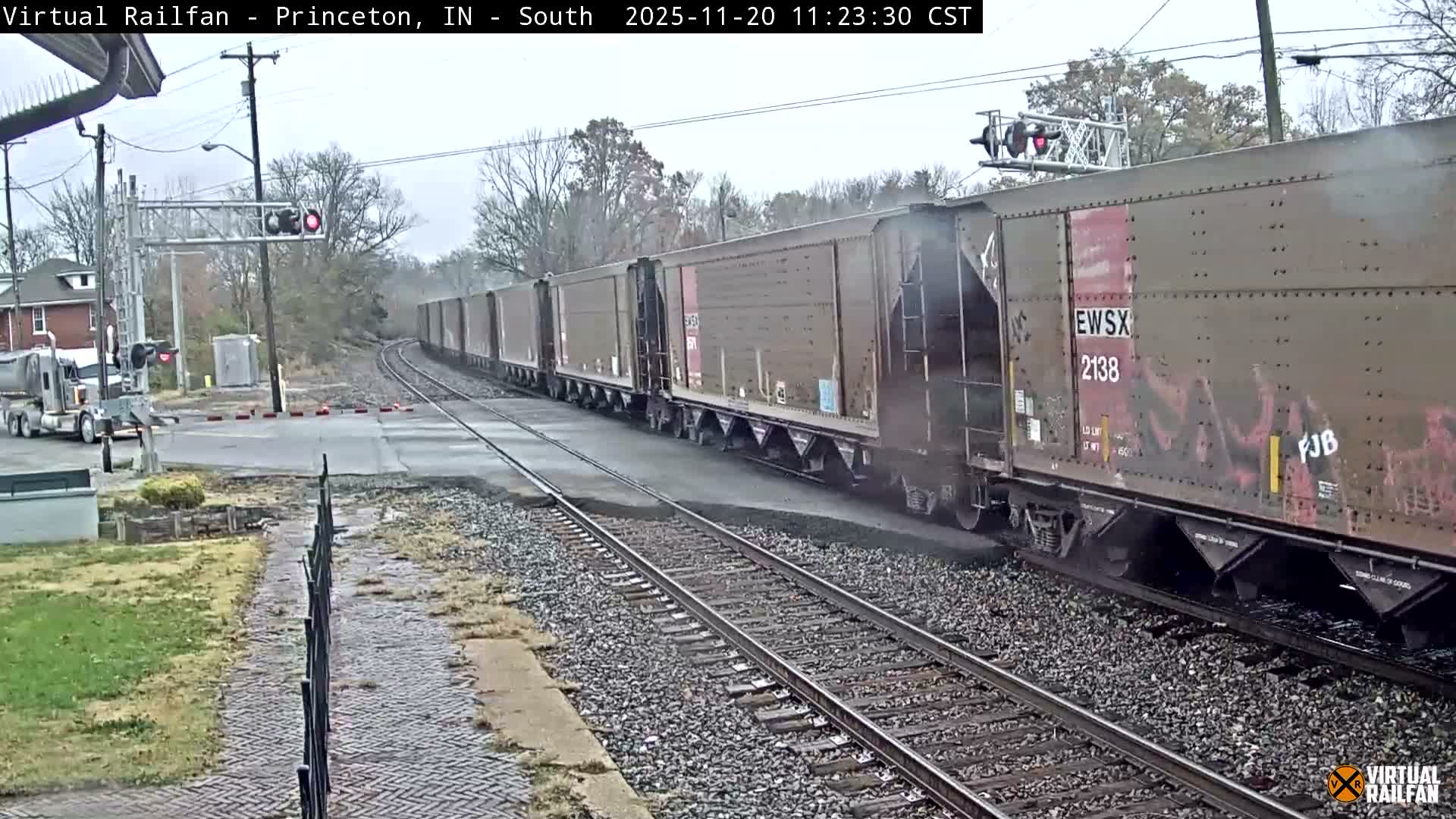 Princeton Railroad Crossing & Junction Live Cam - Princeton, Gibson, Indiana, USA