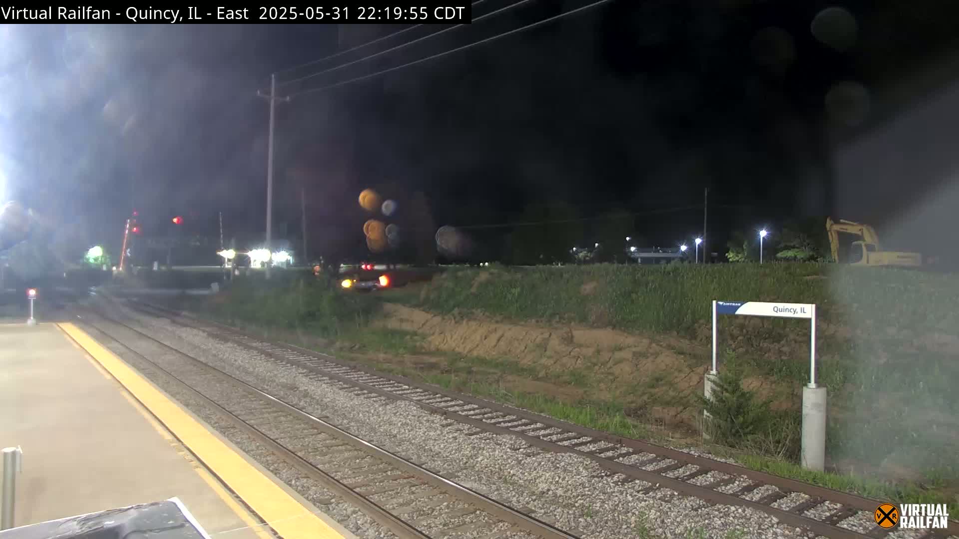 Quincy Amtrak Station & Railroad Crossing Live Cam - Quincy, Adams, Illinois, USA