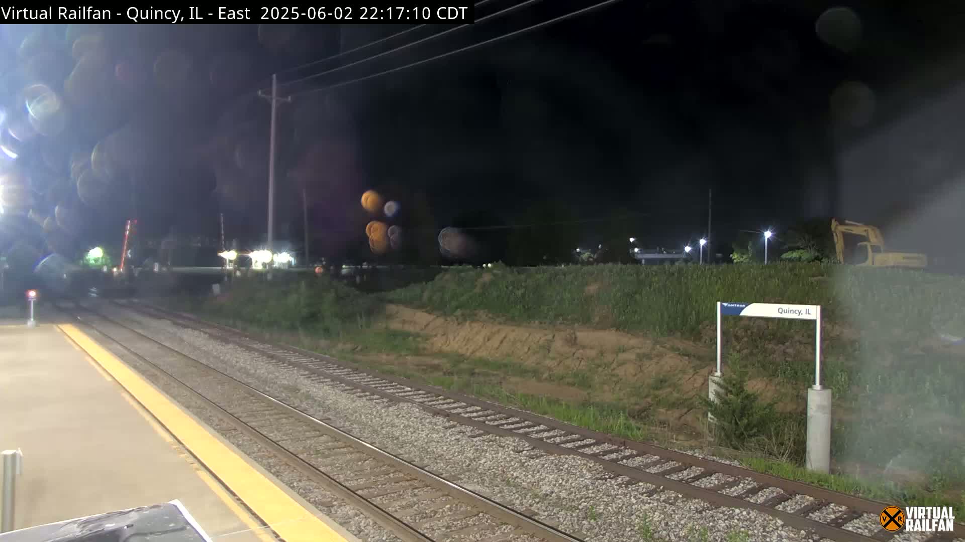 Quincy Amtrak Station & Railroad Crossing Live Cam - Quincy, Adams, Illinois, USA