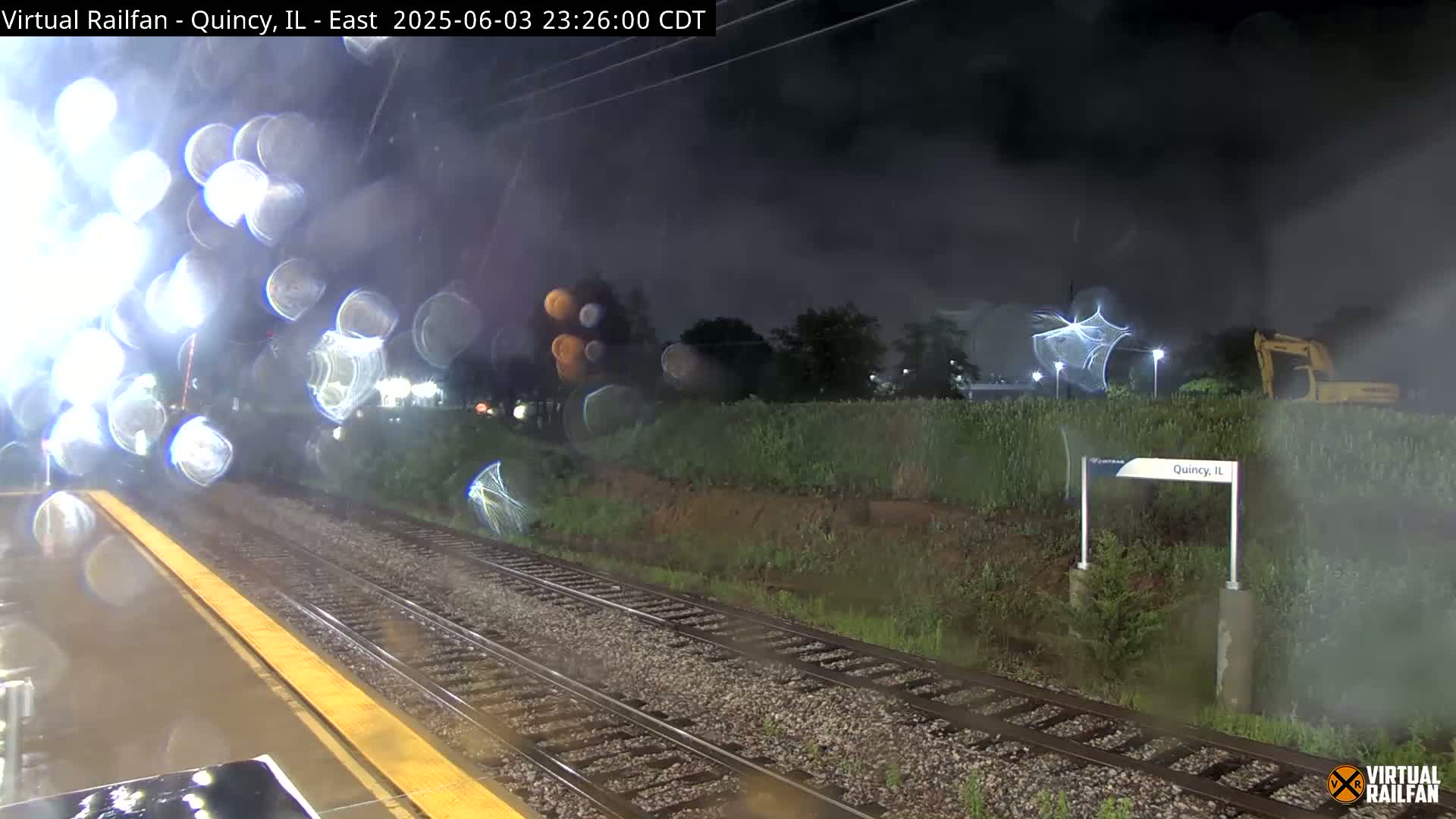 Quincy Amtrak Station & Railroad Crossing Live Cam - Quincy, Adams, Illinois, USA