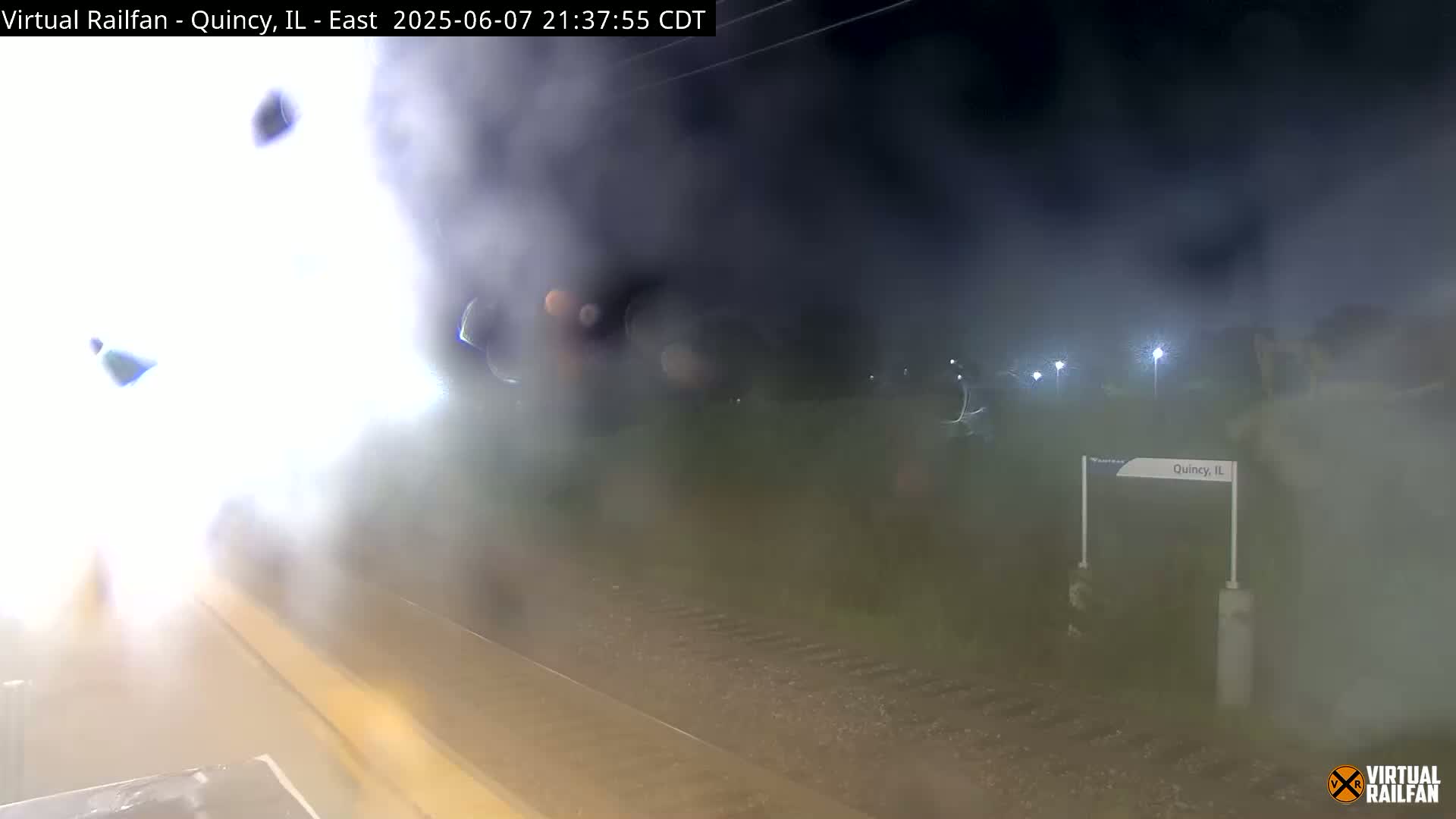 Quincy Amtrak Station & Railroad Crossing Live Cam - Quincy, Adams, Illinois, USA