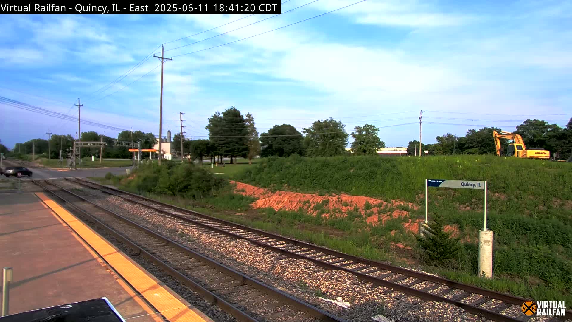 Quincy Amtrak Station & Railroad Crossing Live Cam - Quincy, Adams, Illinois, USA