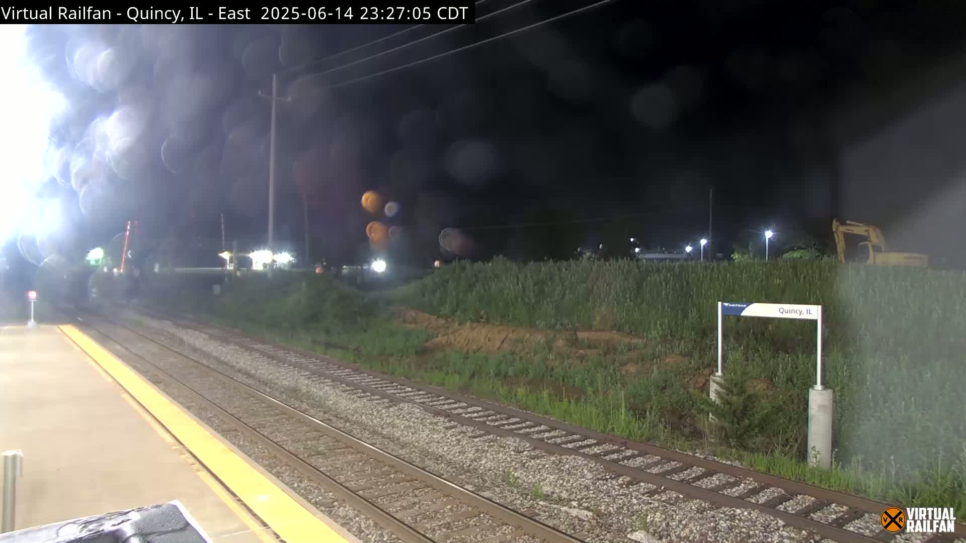 Quincy Amtrak Station & Railroad Crossing Live Cam - Quincy, Adams, Illinois, USA