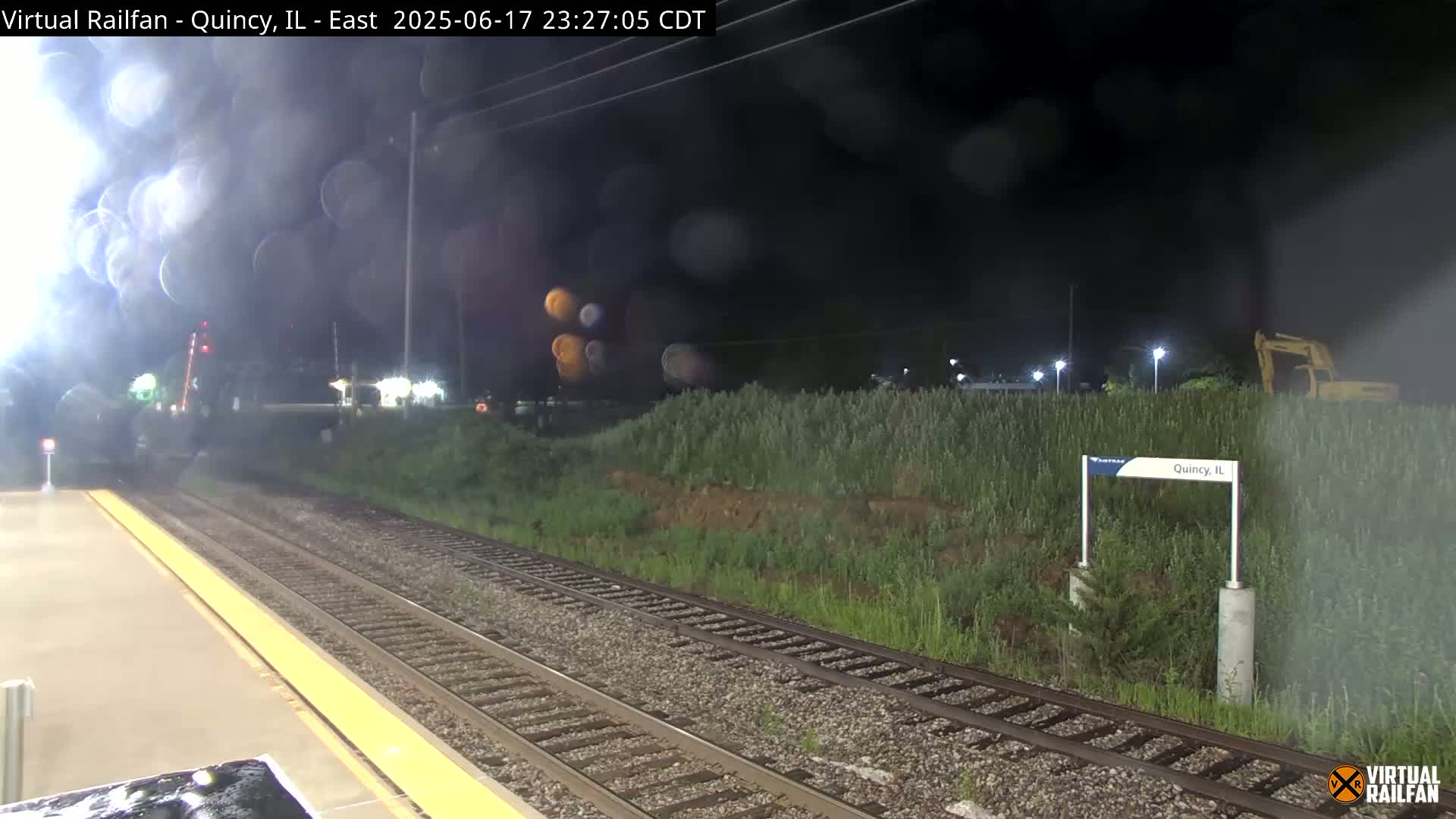 Quincy Amtrak Station & Railroad Crossing Live Cam - Quincy, Adams, Illinois, USA