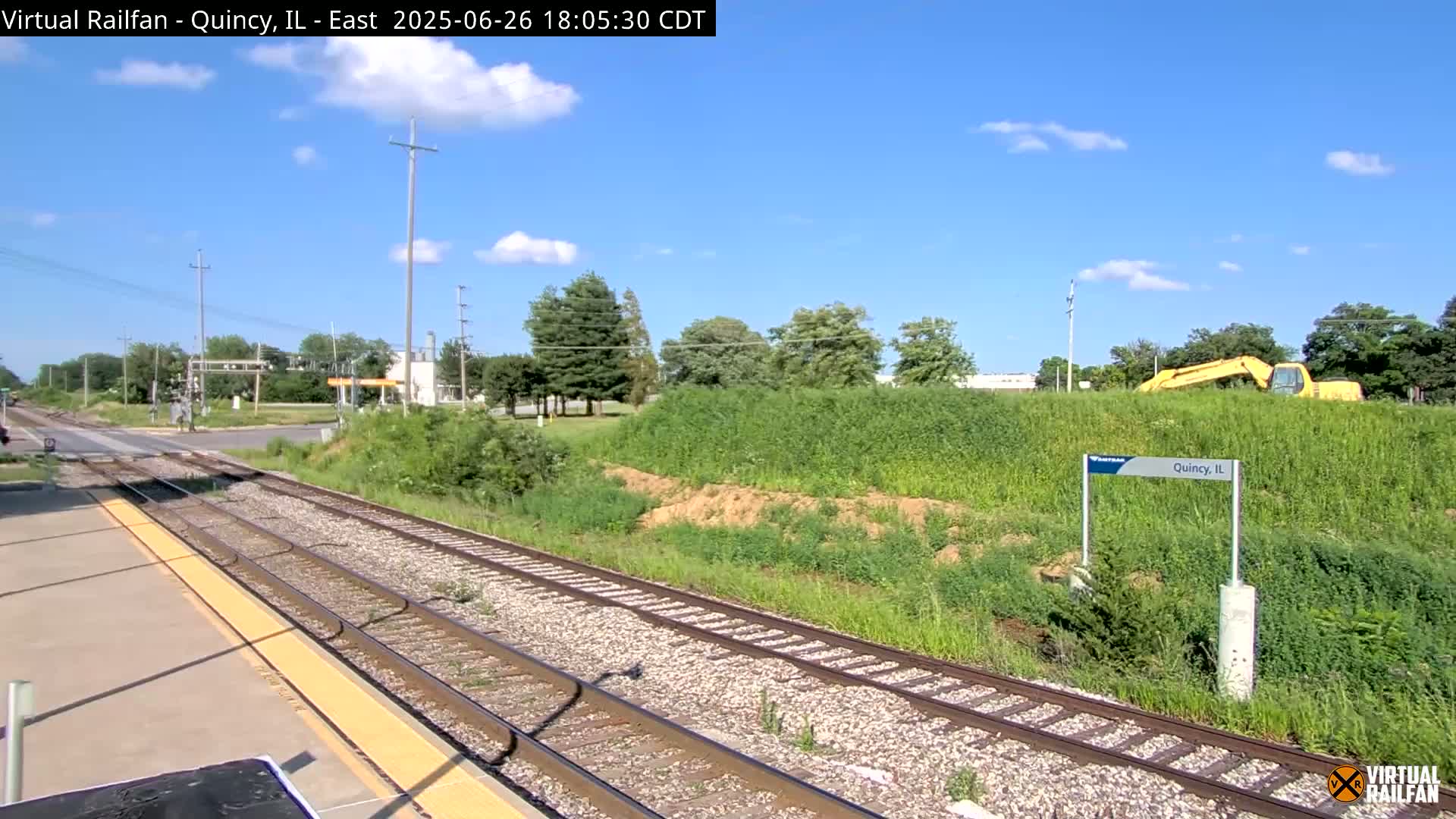 Quincy Amtrak Station & Railroad Crossing Live Cam - Quincy, Adams, Illinois, USA