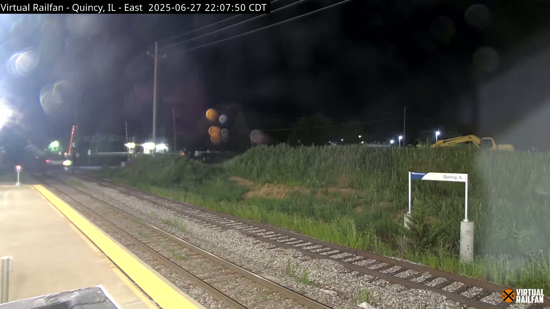 Quincy Amtrak Station & Railroad Crossing Live Cam - Quincy, Adams, Illinois, USA