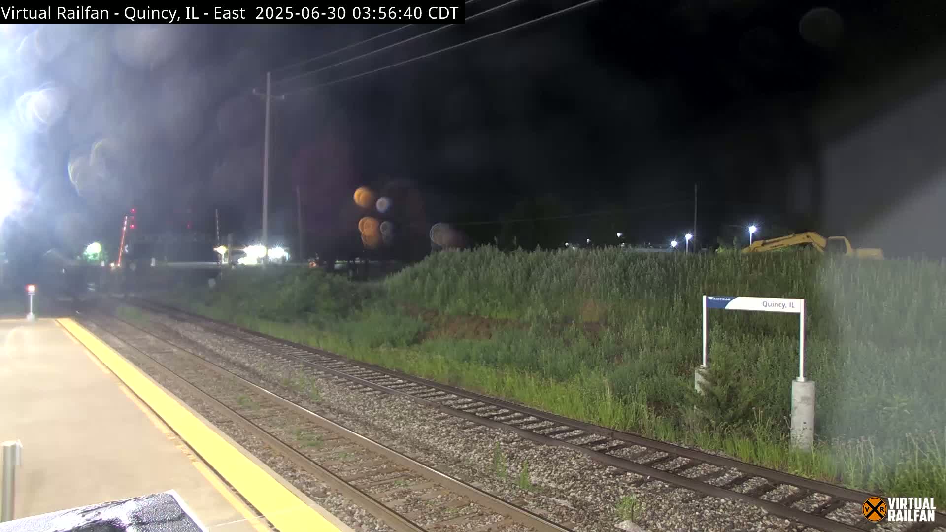 Quincy Amtrak Station & Railroad Crossing Live Cam - Quincy, Adams, Illinois, USA