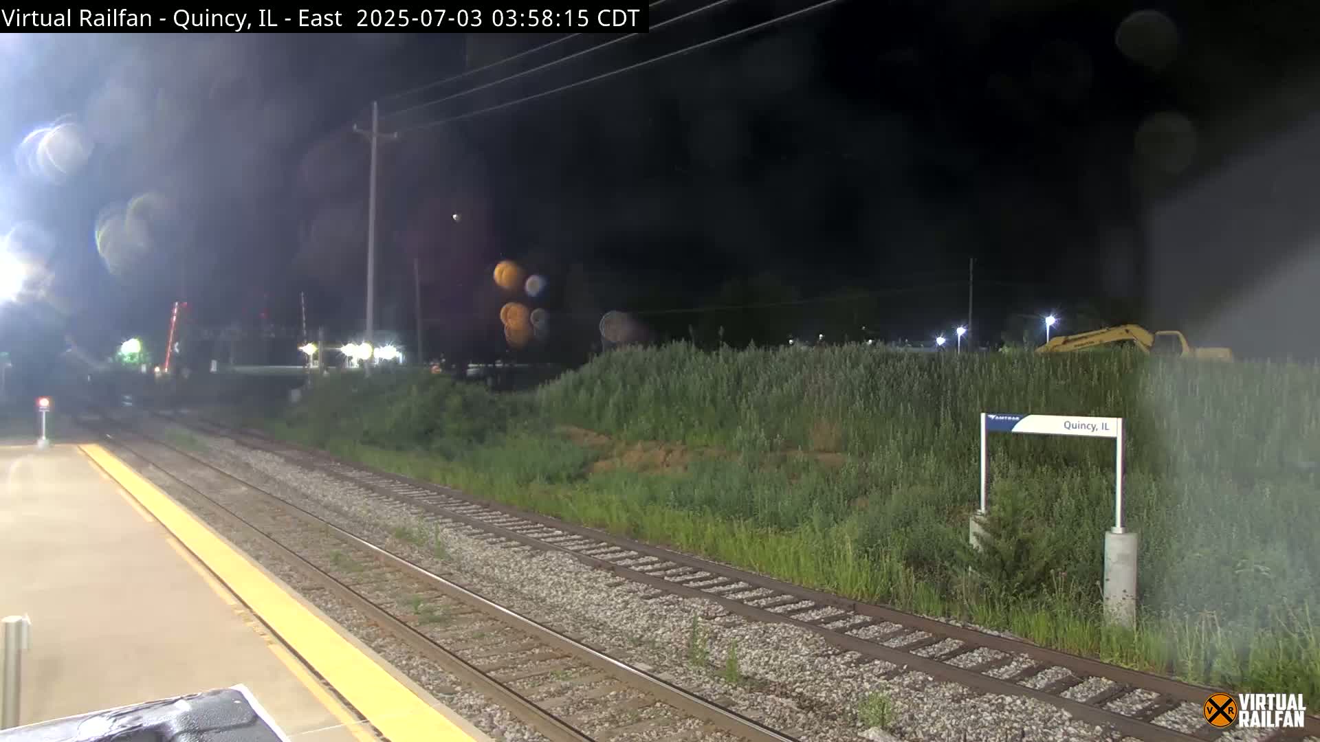 Quincy Amtrak Station & Railroad Crossing Live Cam - Quincy, Adams, Illinois, USA