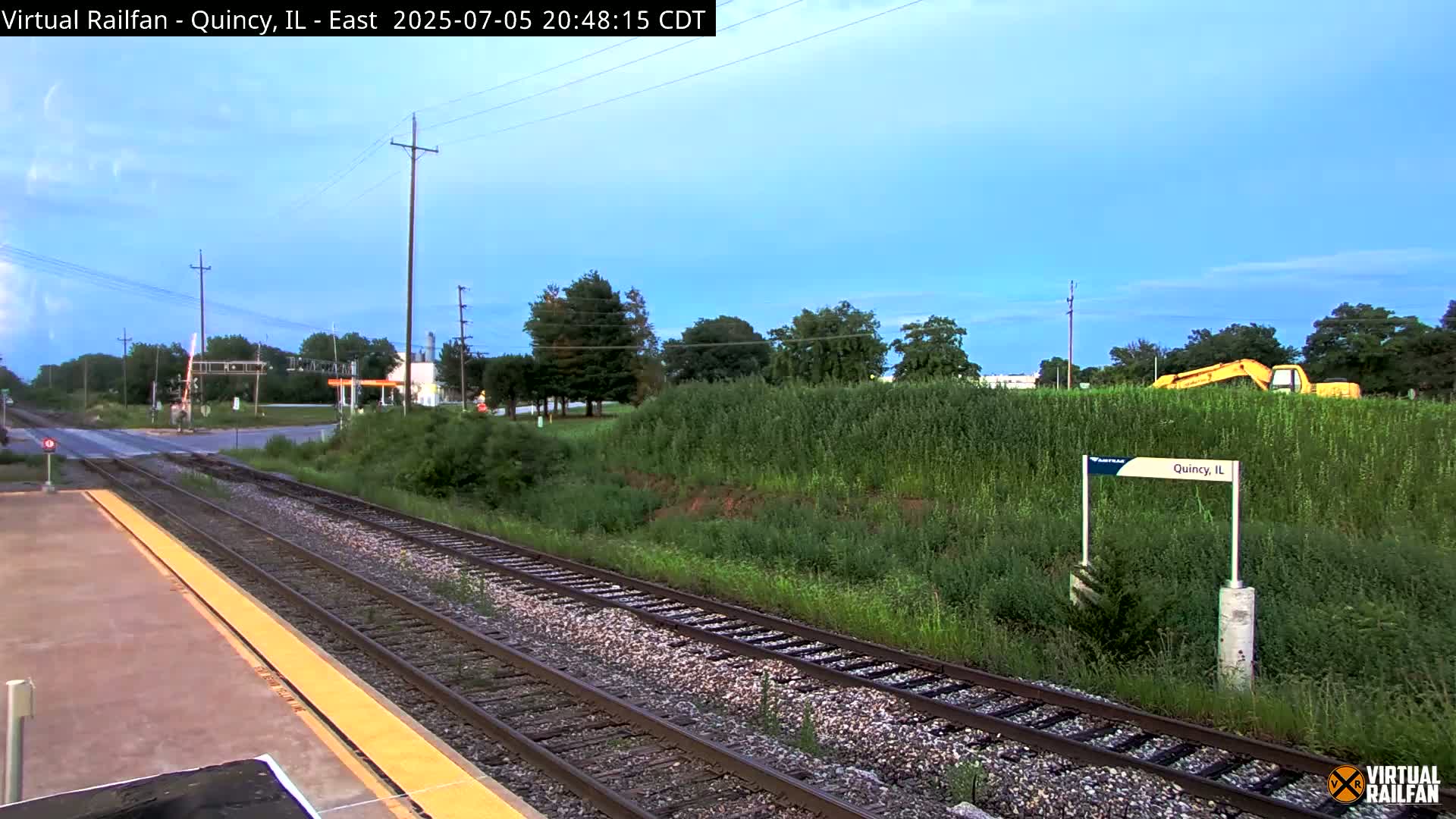 Quincy Amtrak Station & Railroad Crossing Live Cam - Quincy, Adams, Illinois, USA