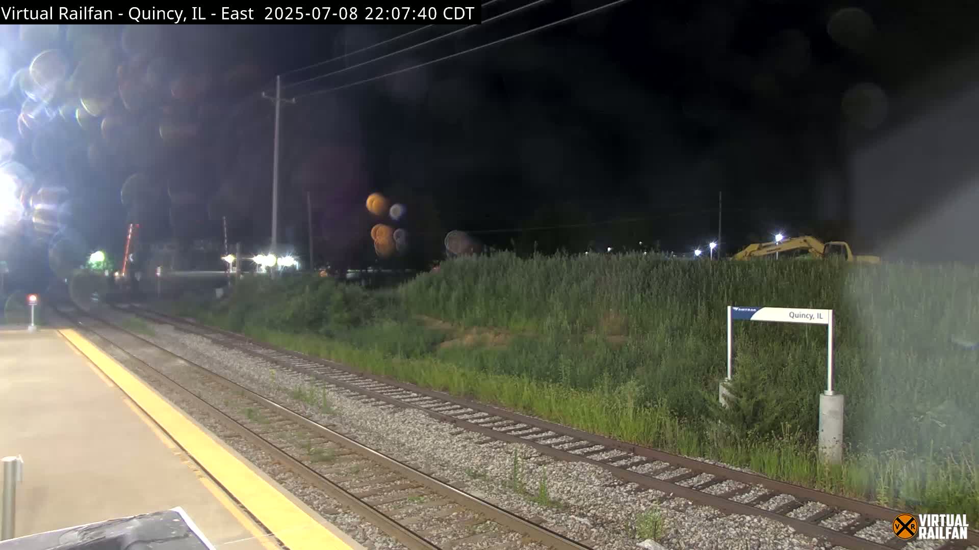 Quincy Amtrak Station & Railroad Crossing Live Cam - Quincy, Adams, Illinois, USA
