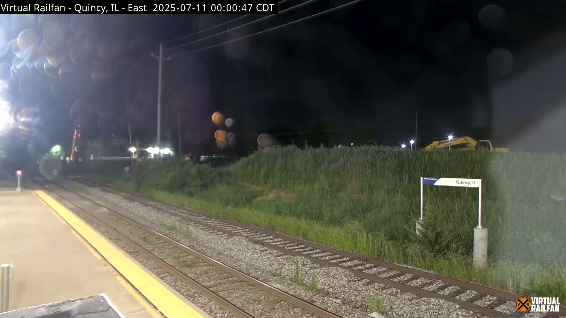 Quincy Amtrak Station & Railroad Crossing Live Cam - Quincy, Adams, Illinois, USA