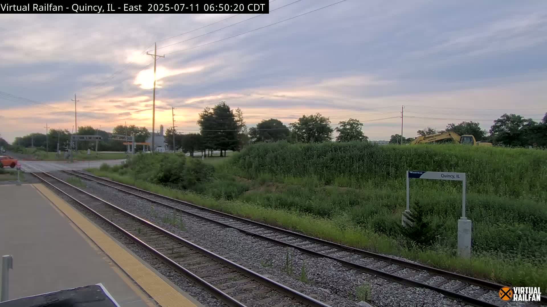 Quincy Amtrak Station & Railroad Crossing Live Cam - Quincy, Adams, Illinois, USA