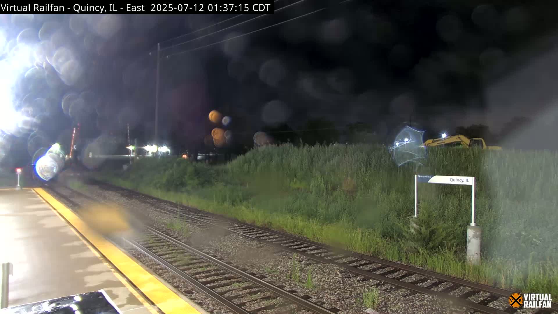 Quincy Amtrak Station & Railroad Crossing Live Cam - Quincy, Adams, Illinois, USA
