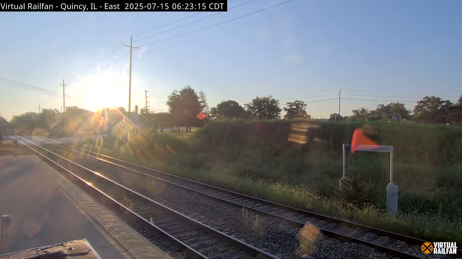 Quincy Amtrak Station & Railroad Crossing Live Cam - Quincy, Adams, Illinois, USA
