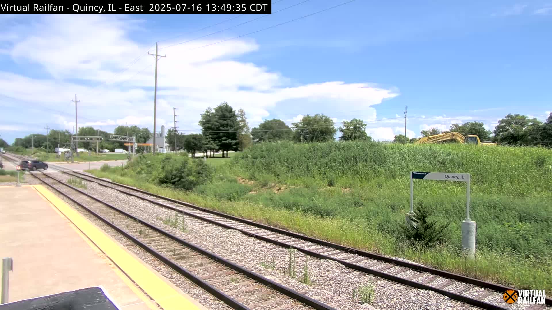 Quincy Amtrak Station & Railroad Crossing Live Cam - Quincy, Adams, Illinois, USA