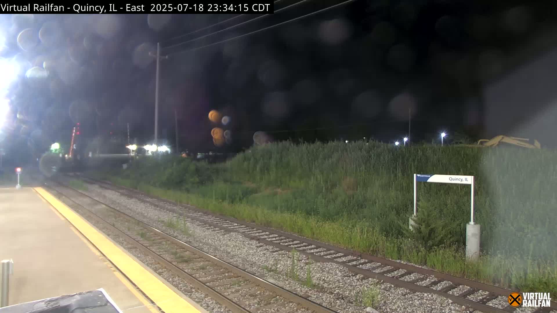 Quincy Amtrak Station & Railroad Crossing Live Cam - Quincy, Adams, Illinois, USA