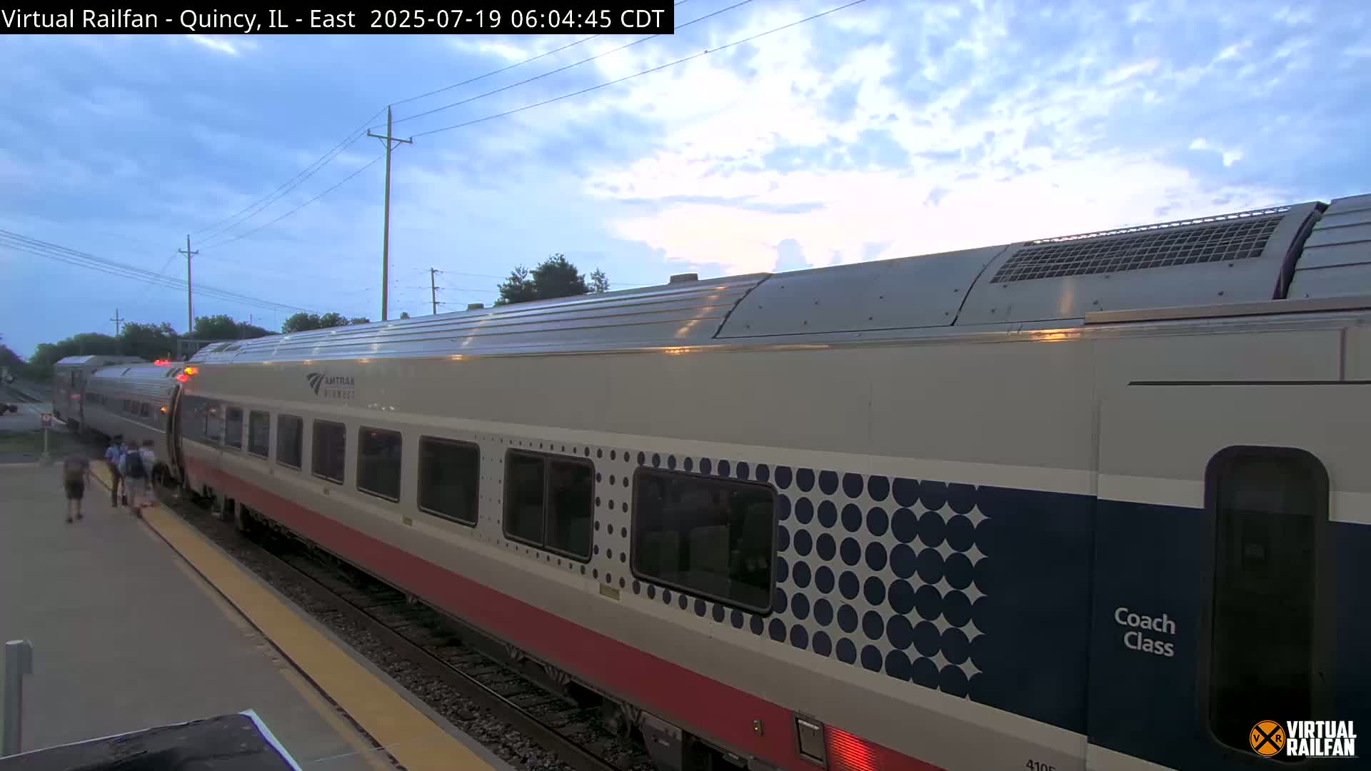 Quincy Amtrak Station & Railroad Crossing Live Cam - Quincy, Adams, Illinois, USA