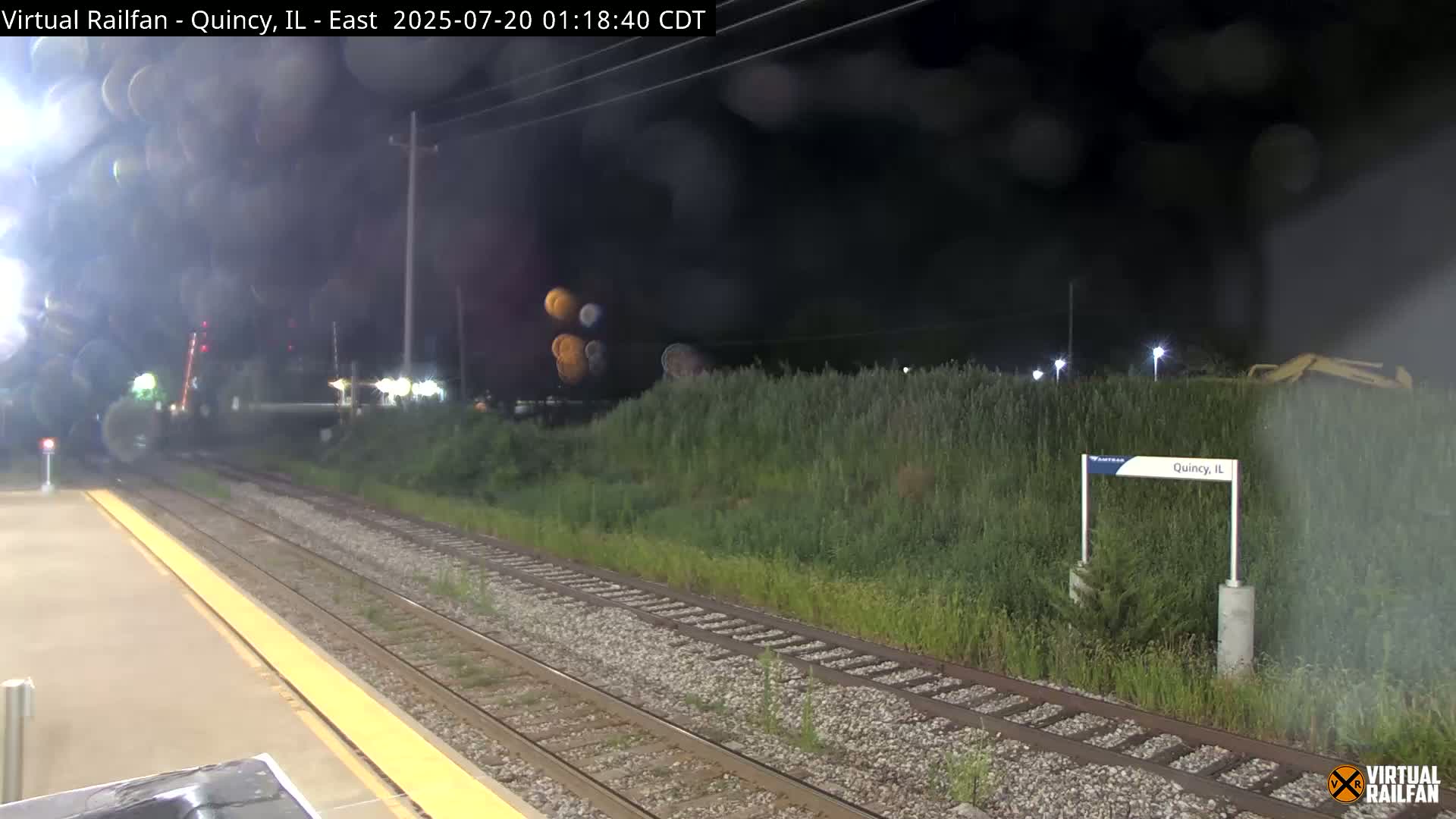 Quincy Amtrak Station & Railroad Crossing Live Cam - Quincy, Adams, Illinois, USA